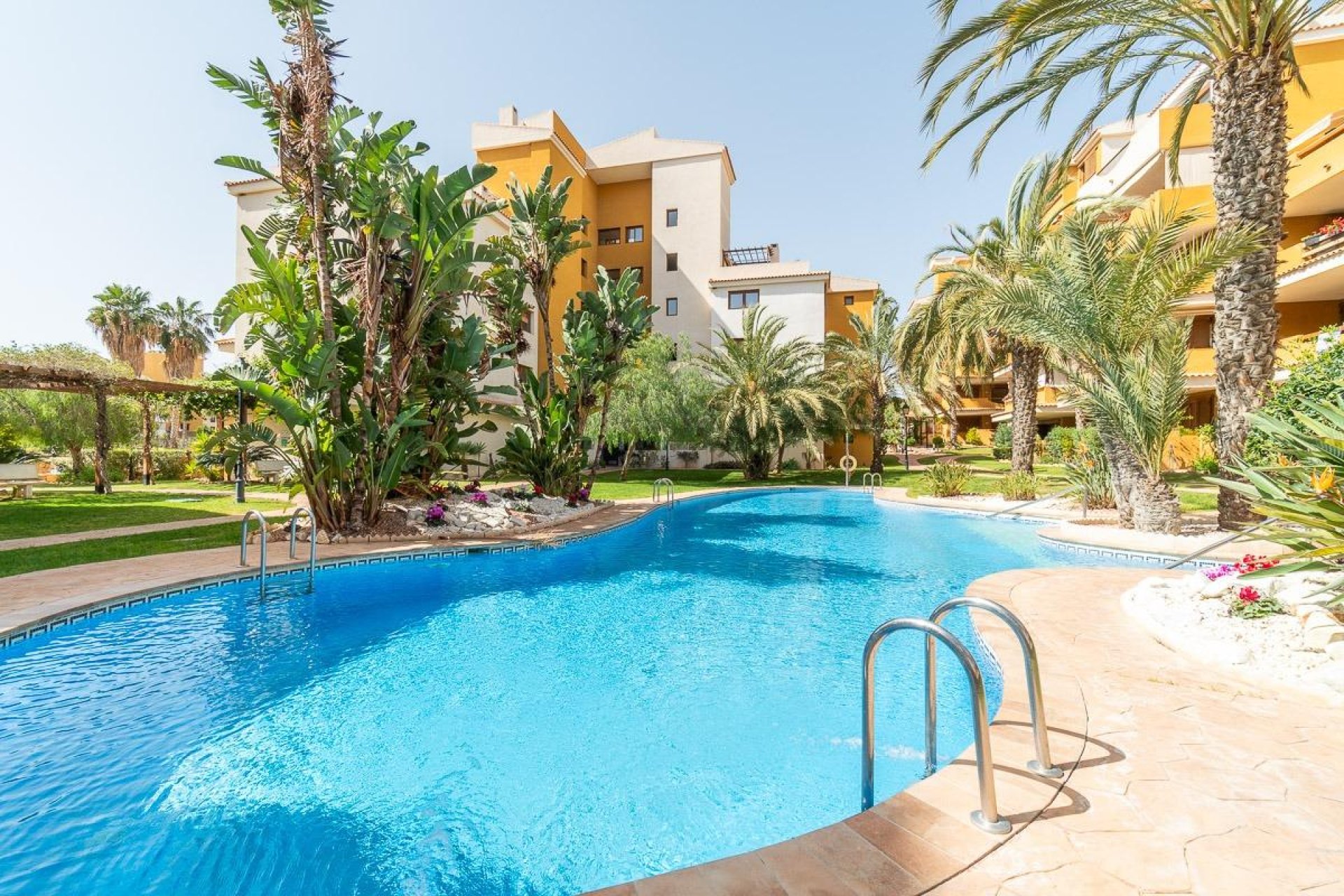 Resale - Apartment / flat - Torrevieja - Rocio del mar