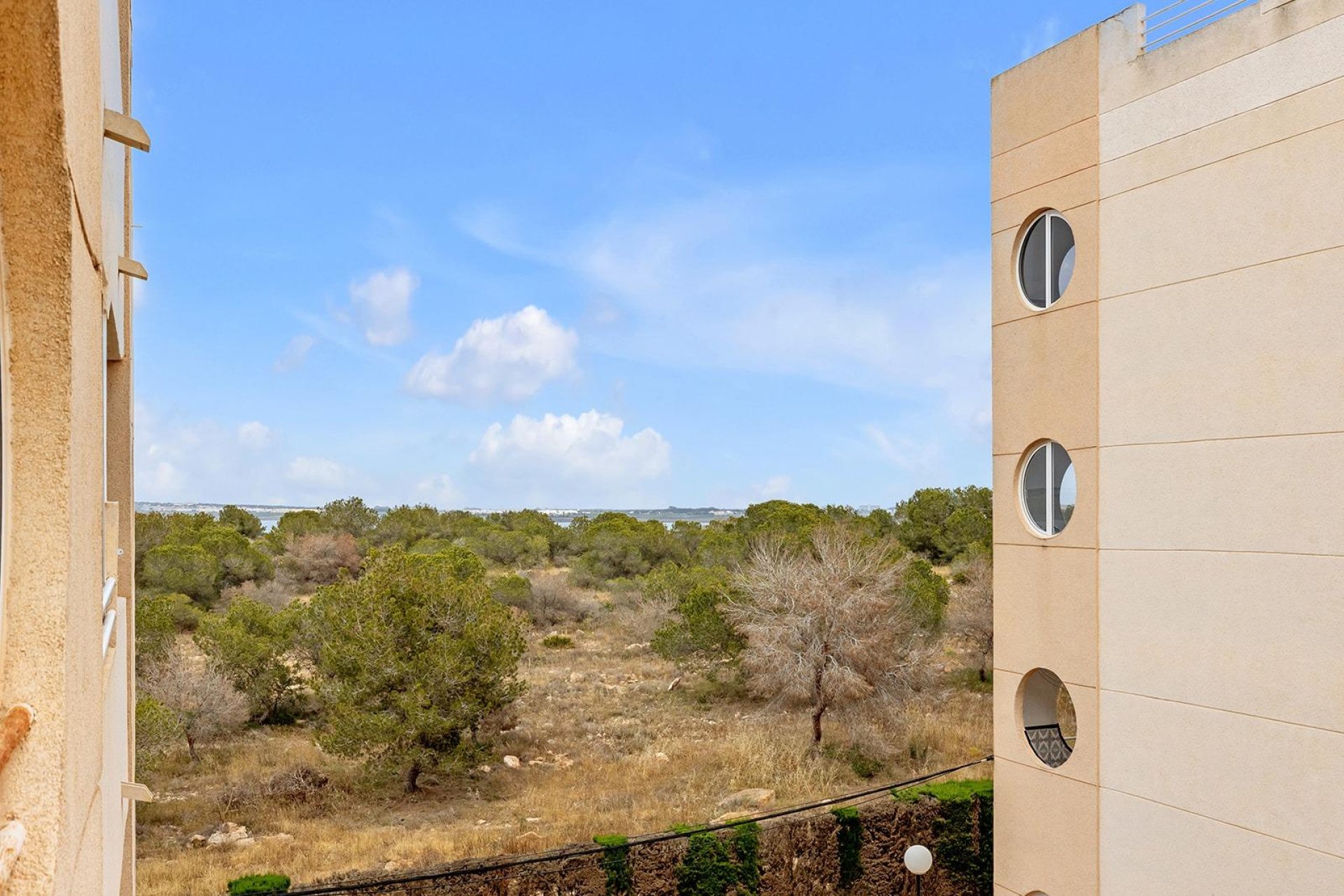 Resale - Apartment / Flat * - Torrevieja - San luis