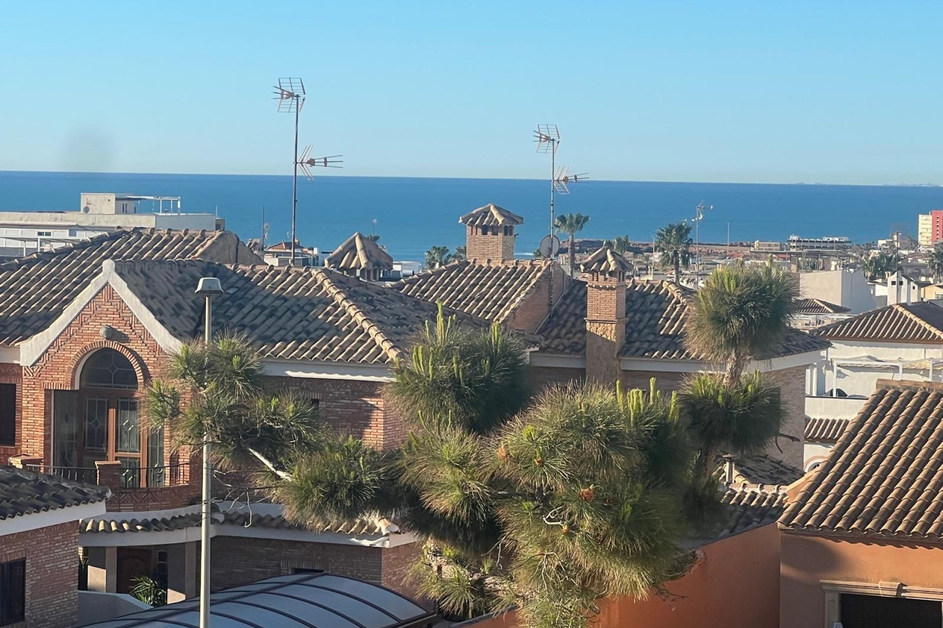 Resale - Apartment / Flat * - Torrevieja * - Sector 25 *