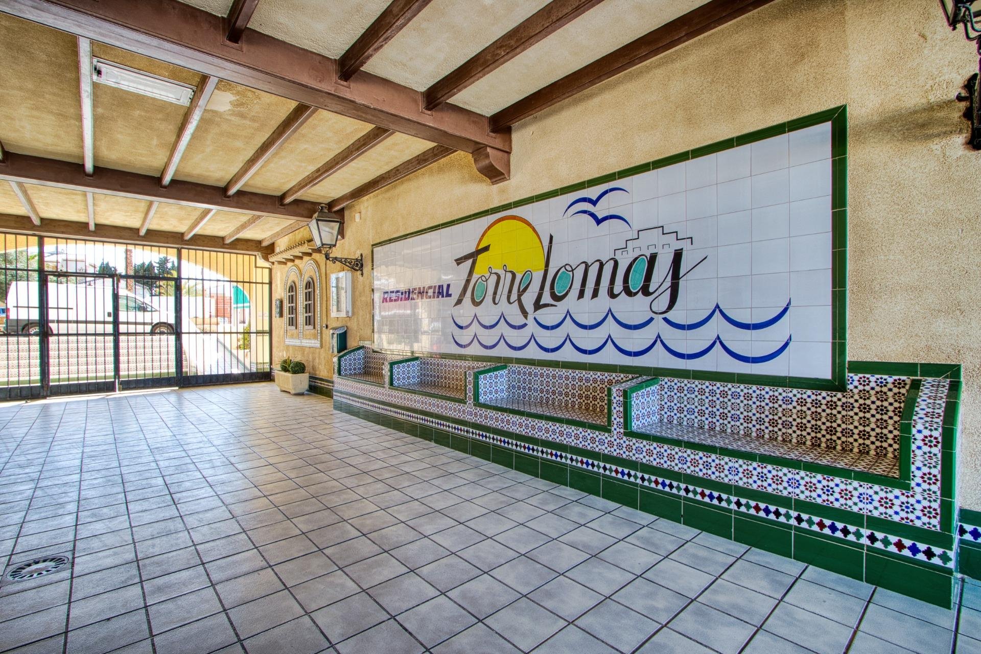 Resale - Apartment / Flat * - Torrevieja * - Torre del moro