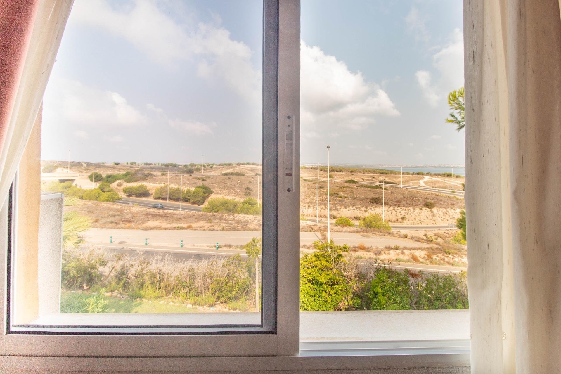 Resale - Apartment / Flat * - Torrevieja - Torreblanca