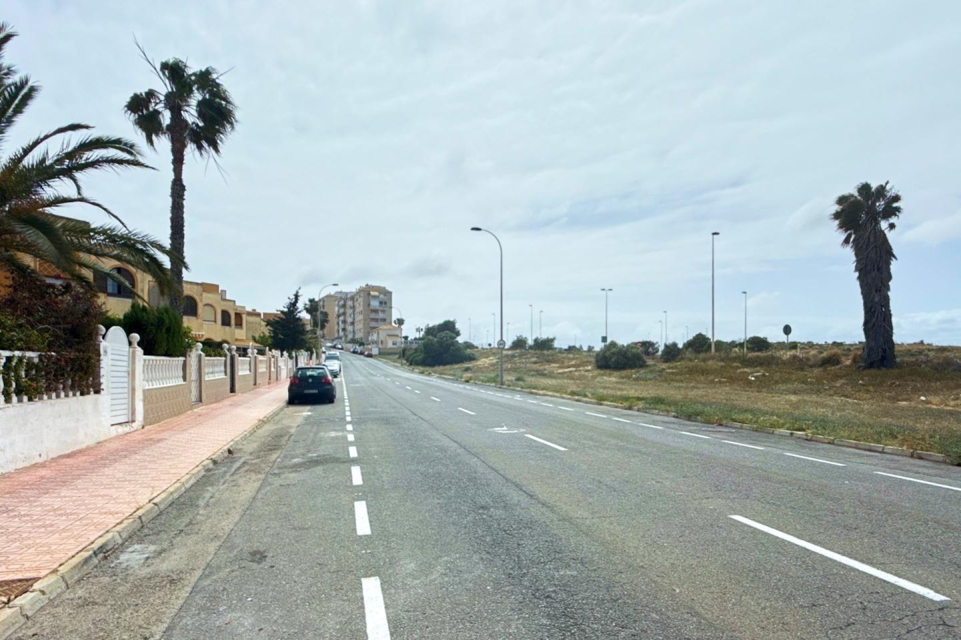 Resale - Apartment / Flat * - Torrevieja * - Torreblanca *