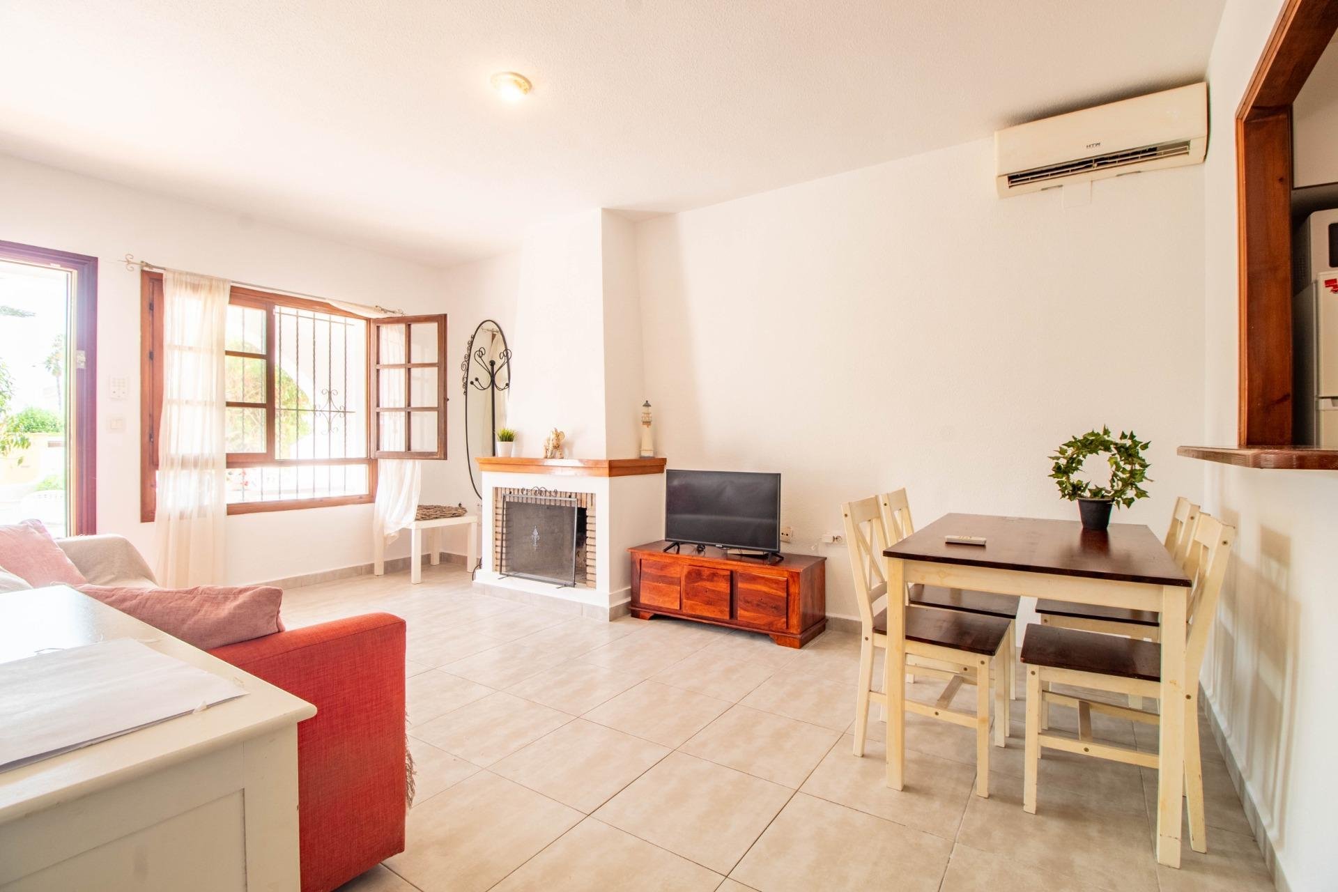 Resale - Apartment / Flat * - Torrevieja * - Torreblanca *