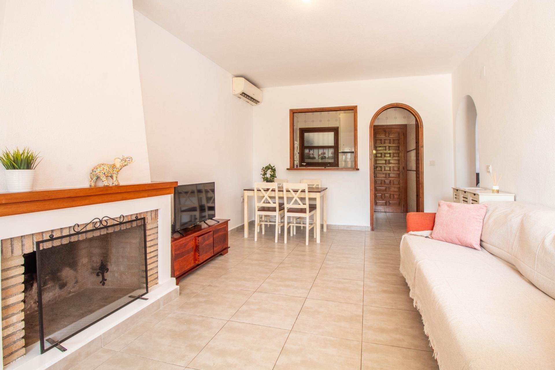 Resale - Apartment / Flat * - Torrevieja * - Torreblanca *