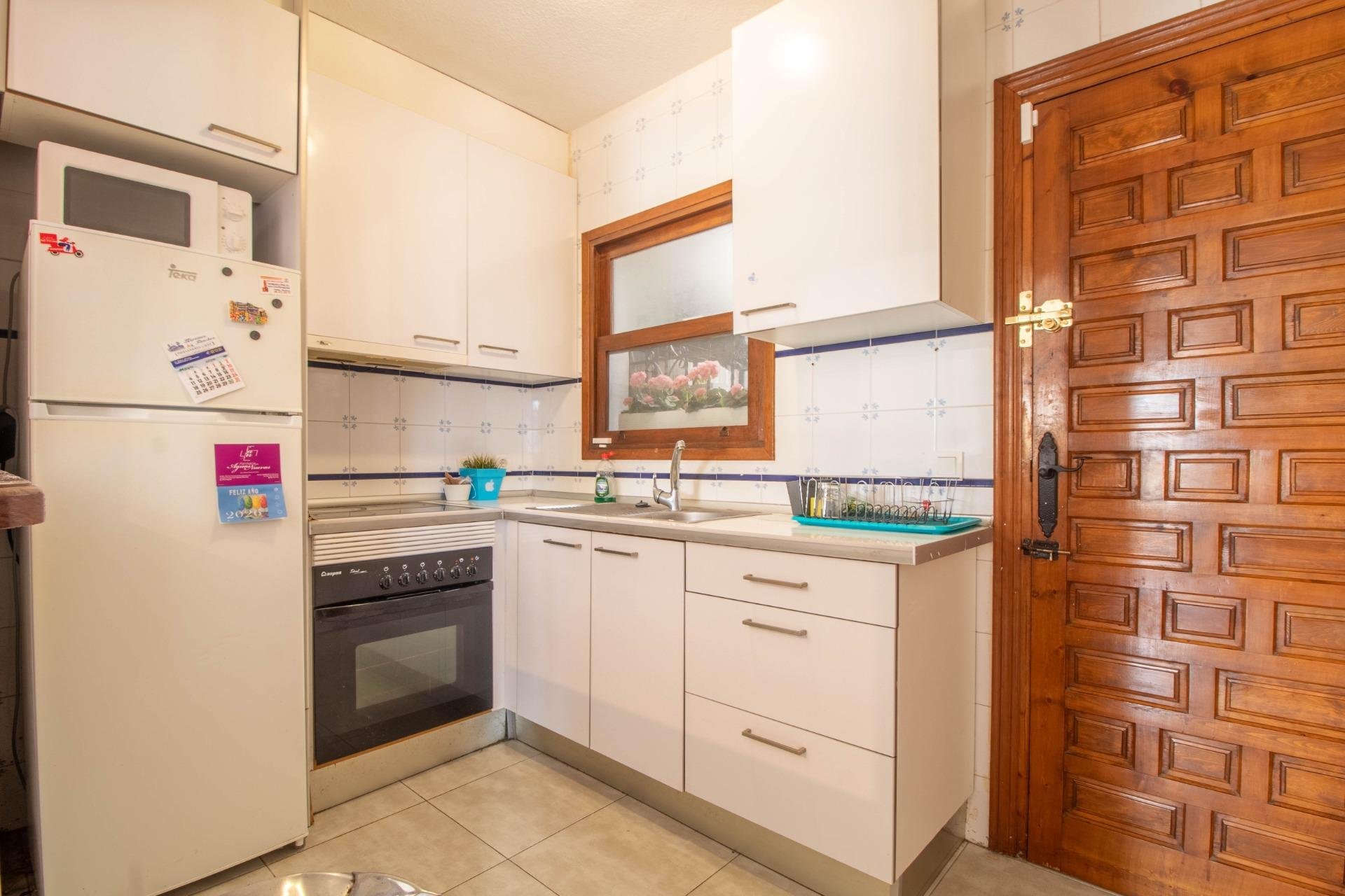 Resale - Apartment / Flat * - Torrevieja * - Torreblanca *