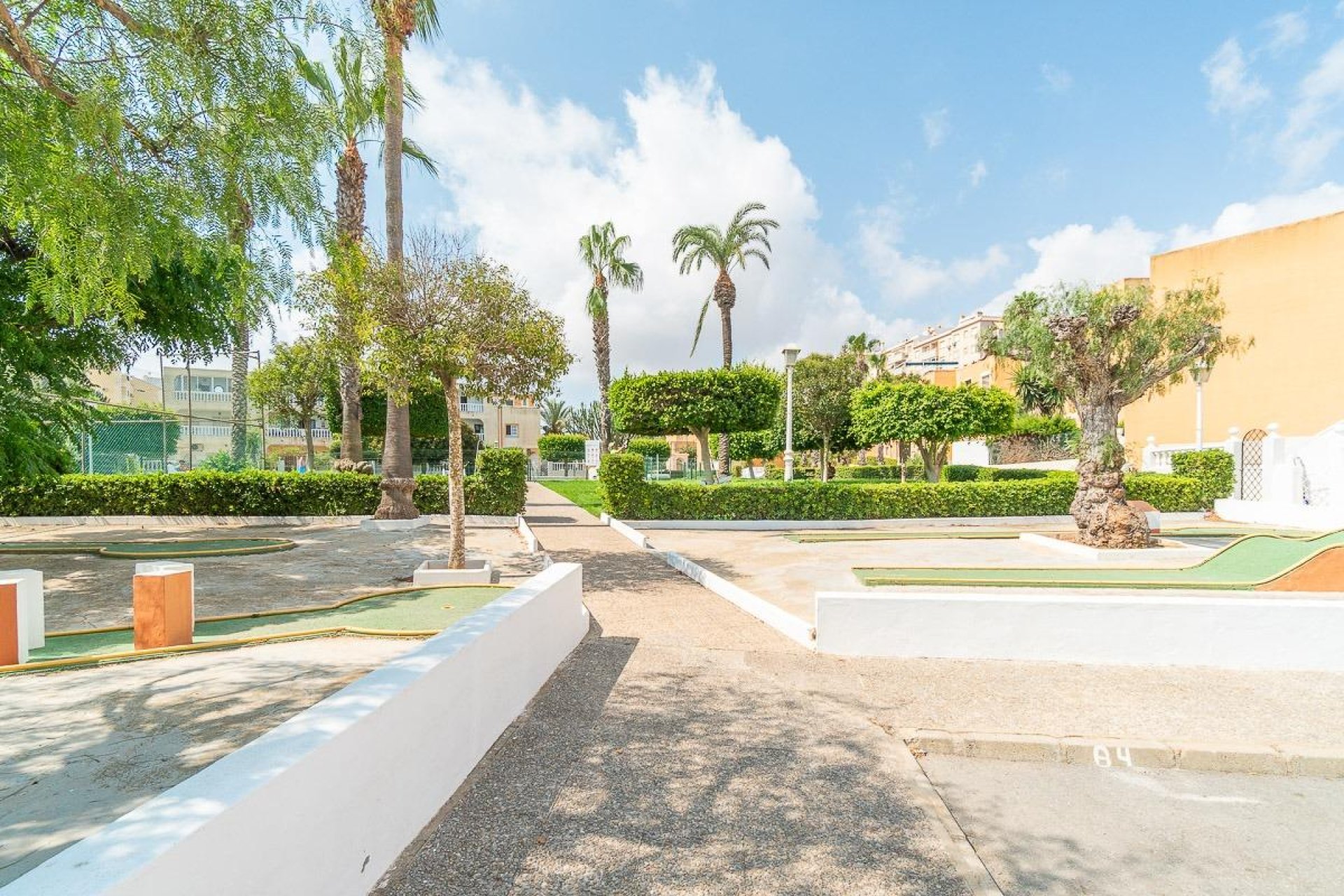 Resale - Apartment / Flat * - Torrevieja * - Torreblanca *