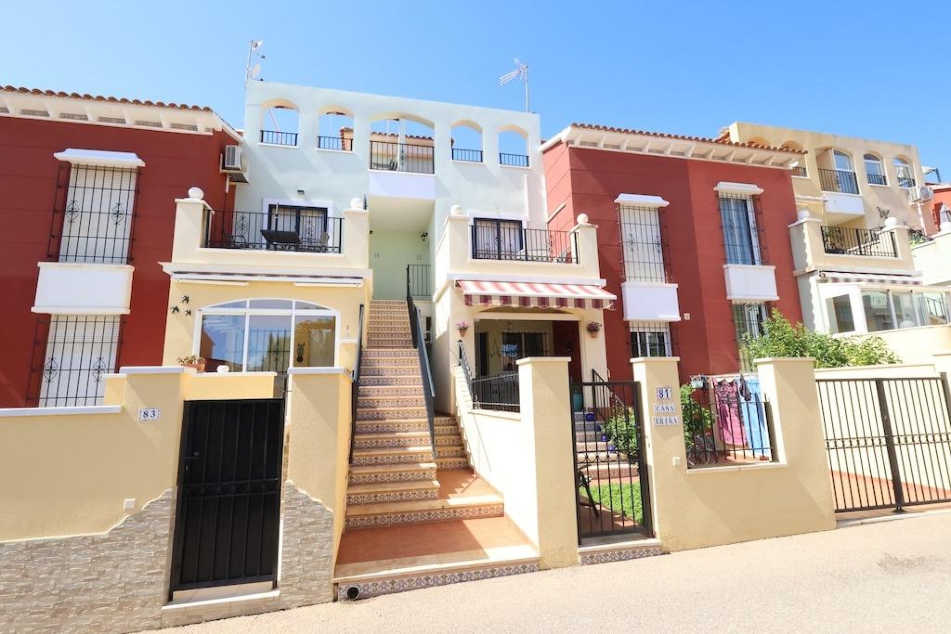 Resale - Apartment / Flat * - Torrevieja * - Torreblanca *