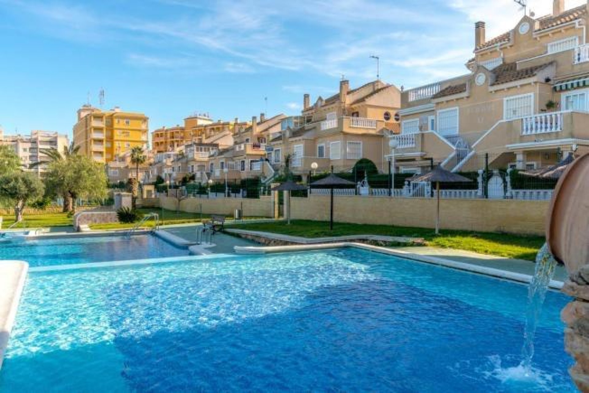 Resale - Apartment / Flat * - Torrevieja * - Torreblanca *