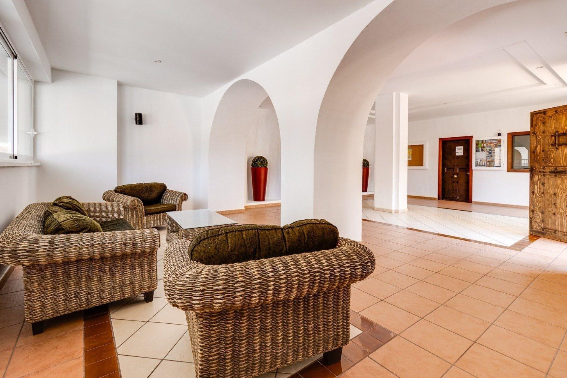Resale - Apartment / Flat * - Torrevieja * - Torrejón *