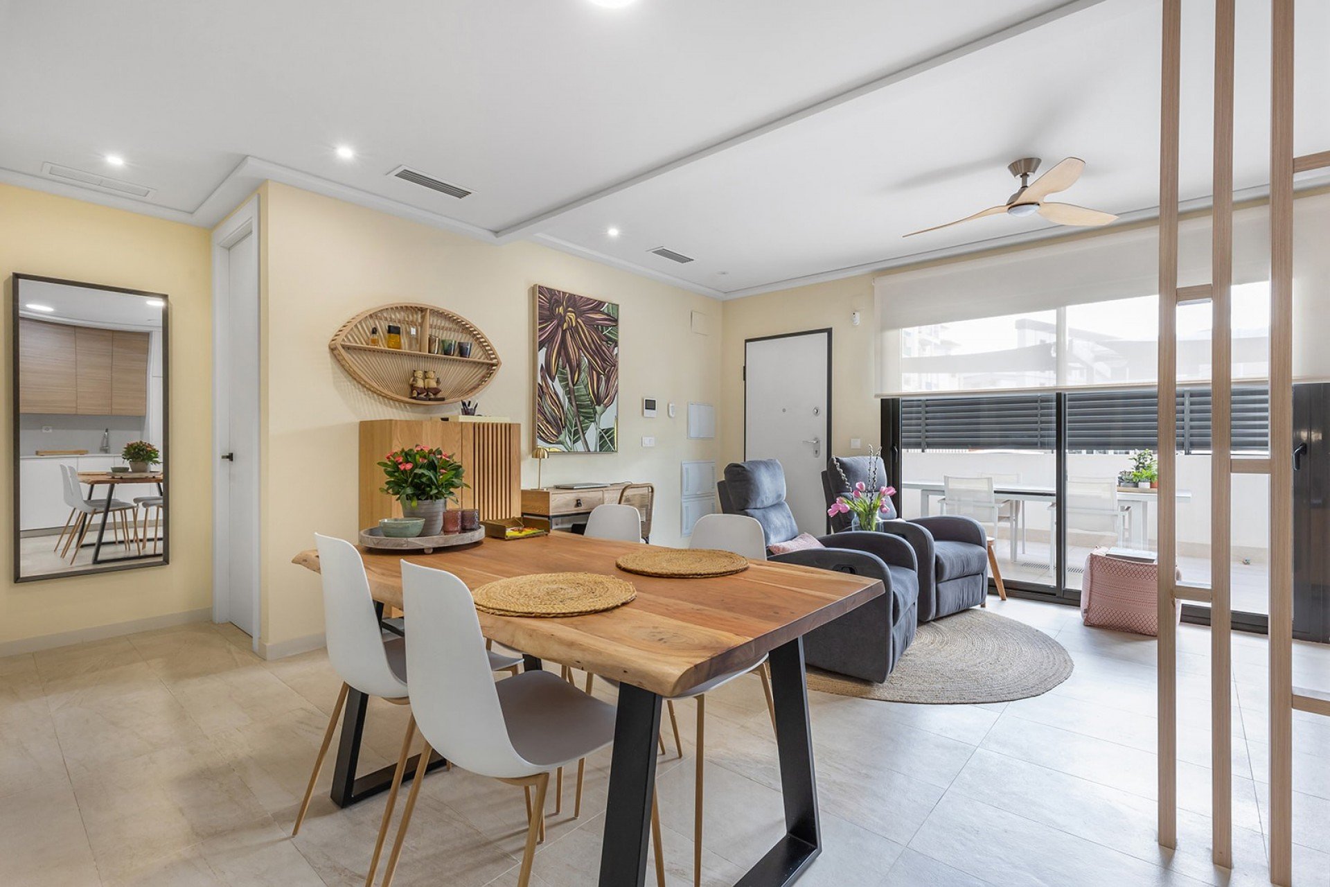 Resale - Apartment / Flat * - Torrevieja * - Torrelamata - La Mata