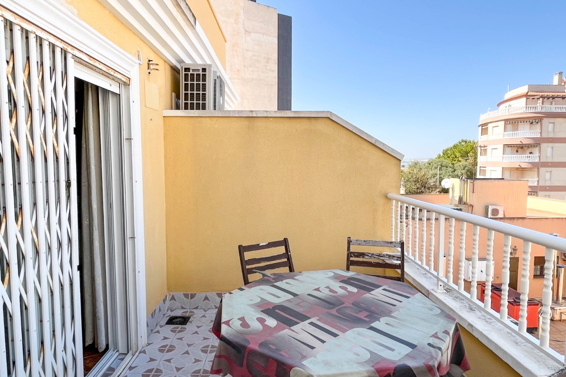 Resale - Apartment / flat - Torrevieja - Torrelamata