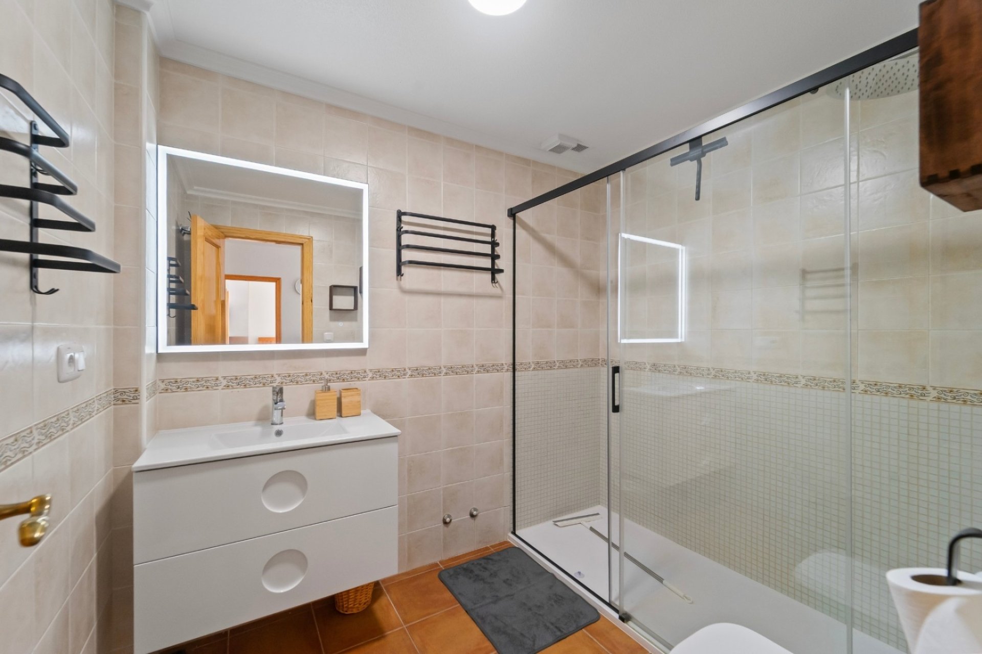 Resale - Apartment / Flat * - Torrevieja * - Torreta