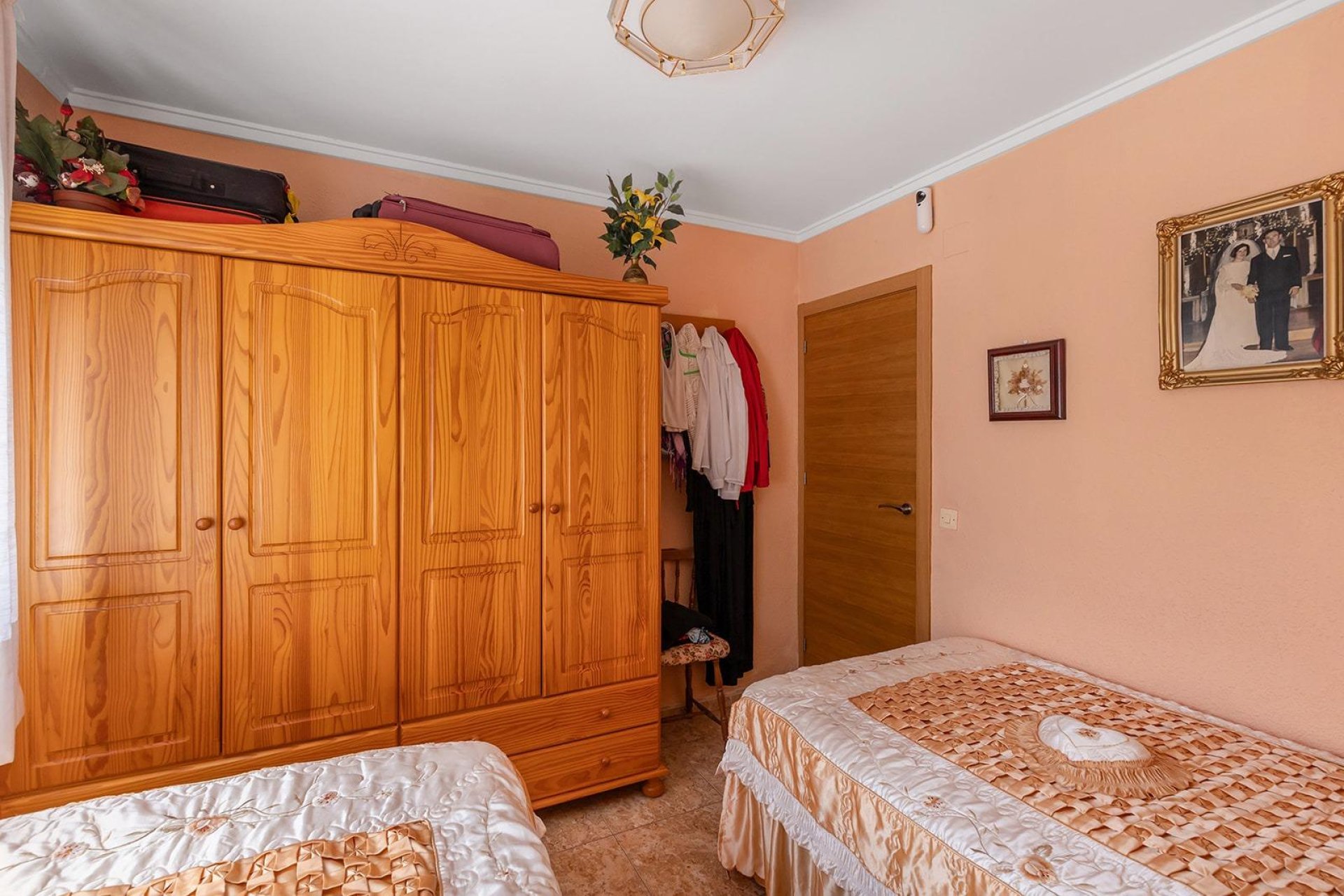 Resale - Apartment / Flat * - Torrevieja * - Torretas *