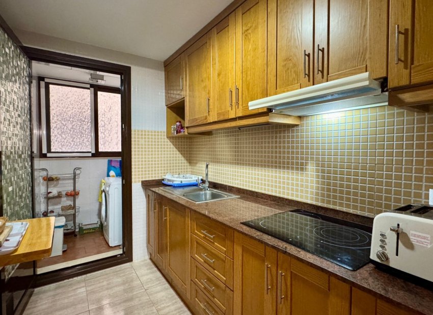 Resale - Apartment / flat - Torrevieja - Torrevieja*