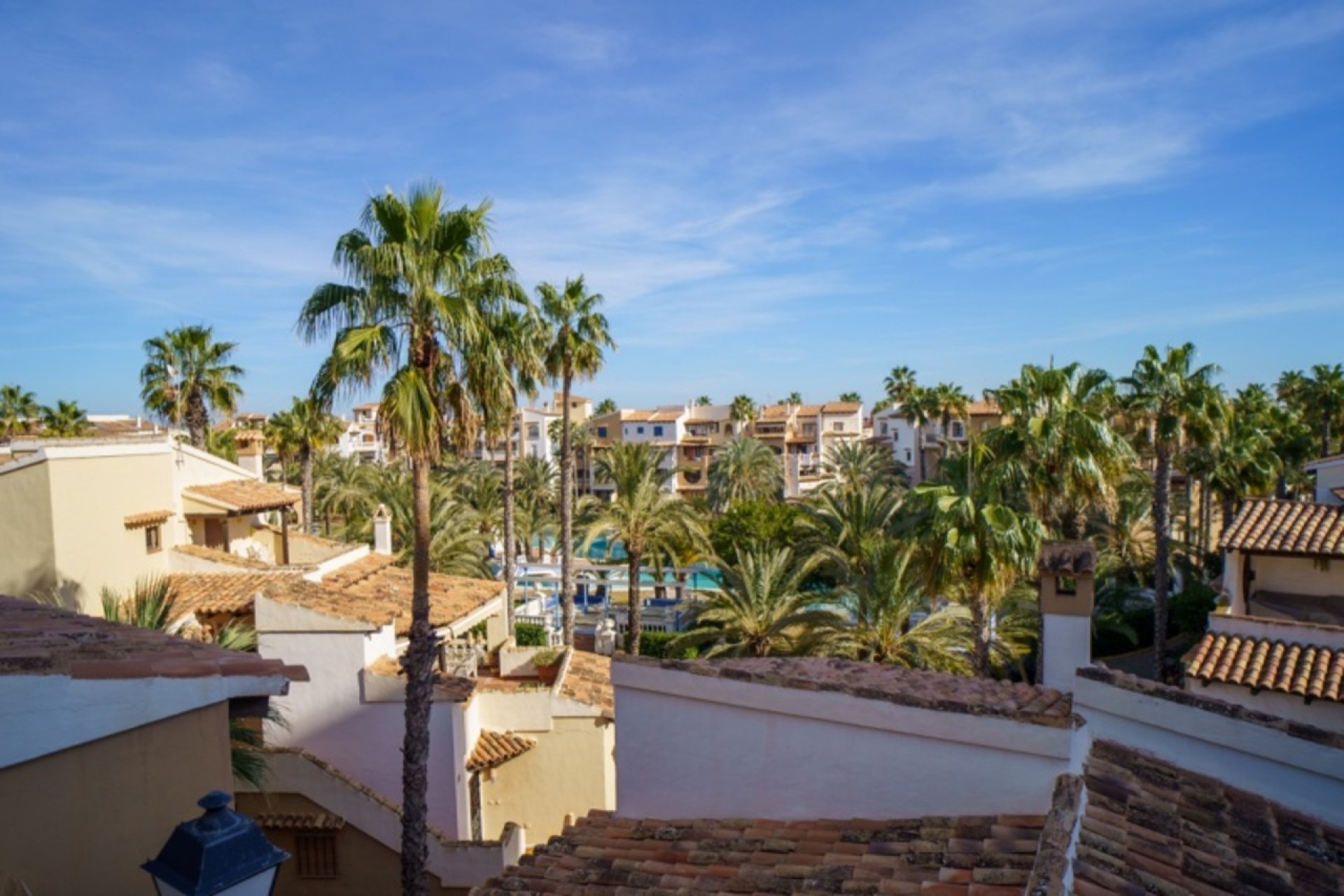 Resale - Apartment / Flat * - Torrevieja - Torrevieja *