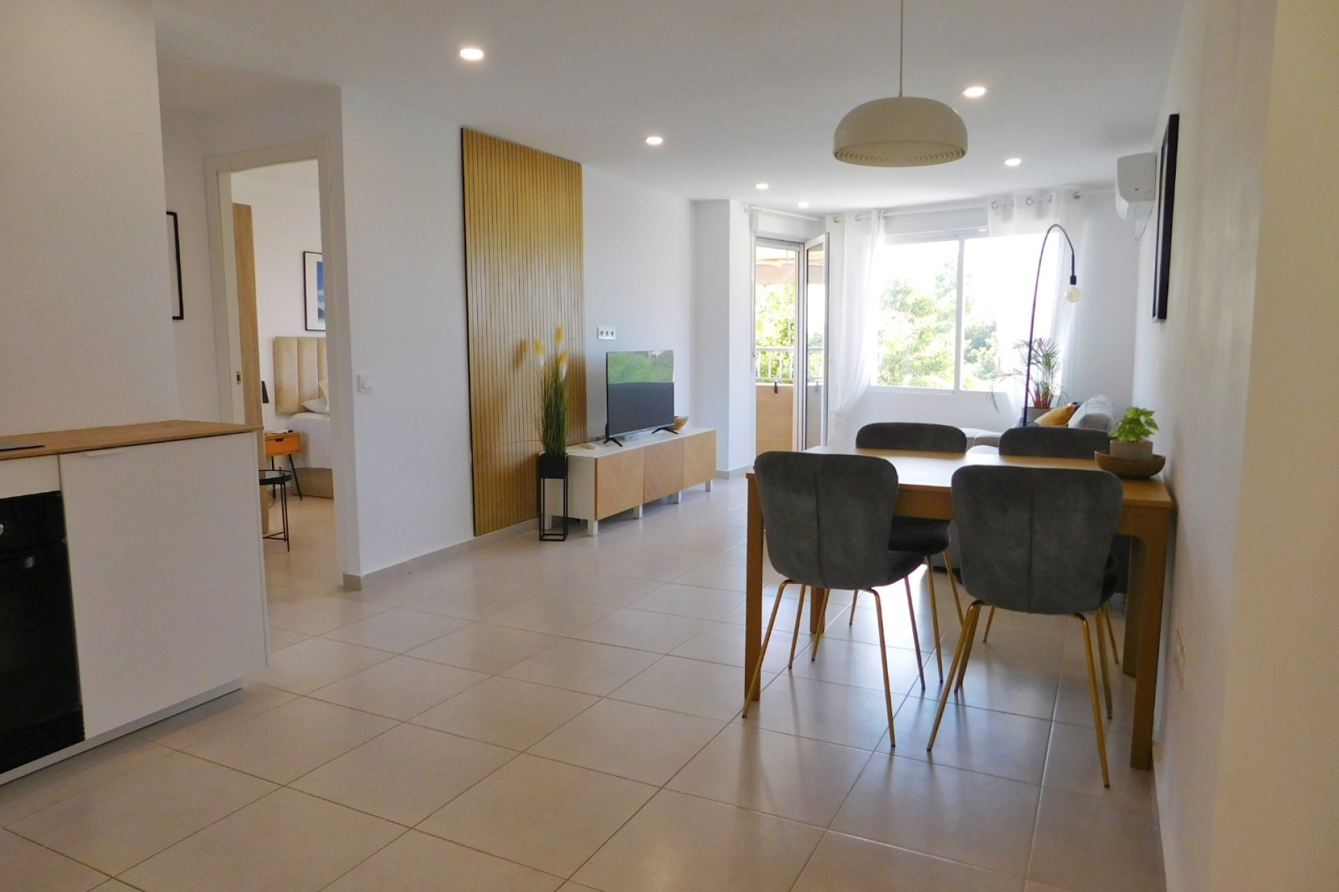 Resale - Apartment / Flat * - Torrevieja - Torrevieja *