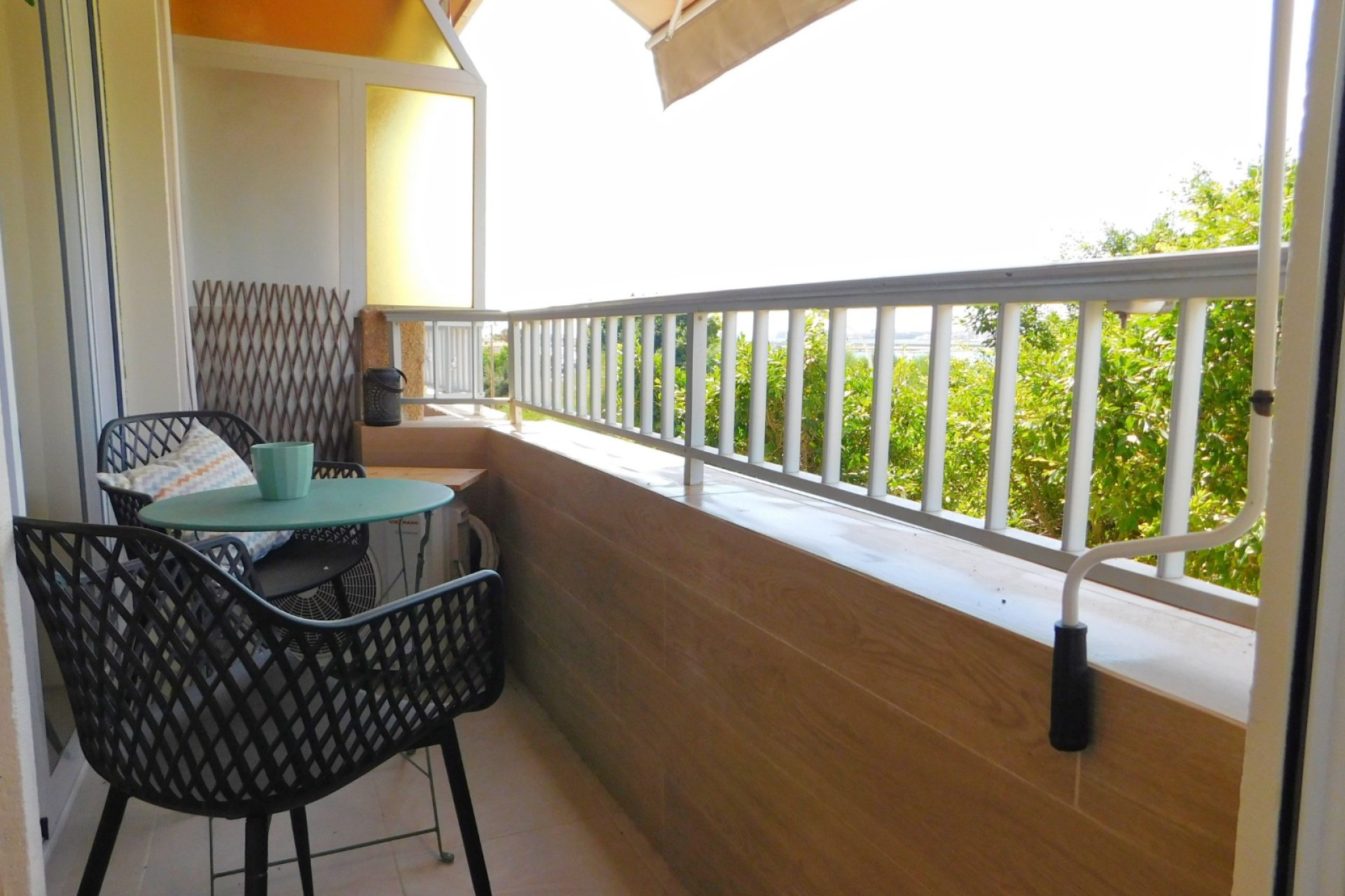 Resale - Apartment / Flat * - Torrevieja - Torrevieja *