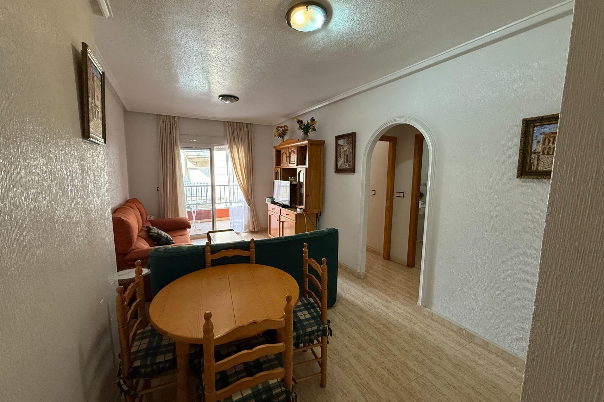 Resale - Apartment / Flat * - Torrevieja - Torrevieja *