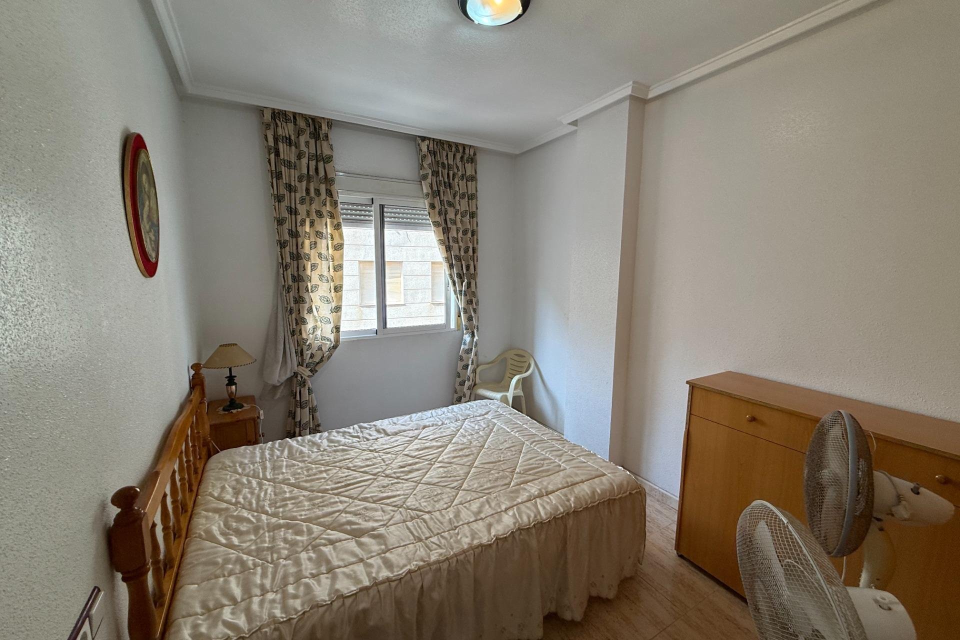 Resale - Apartment / Flat * - Torrevieja - Torrevieja *