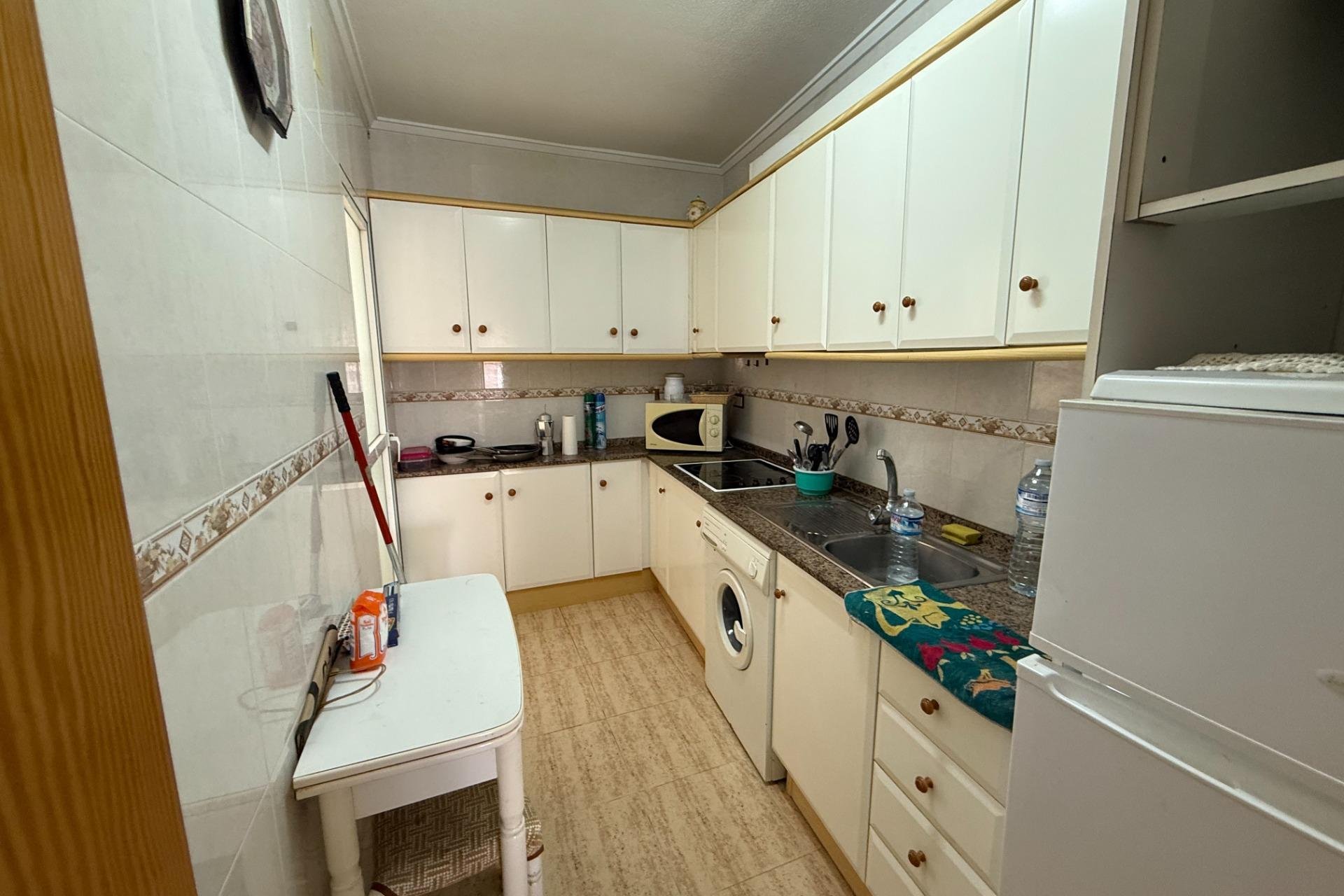 Resale - Apartment / Flat * - Torrevieja - Torrevieja *