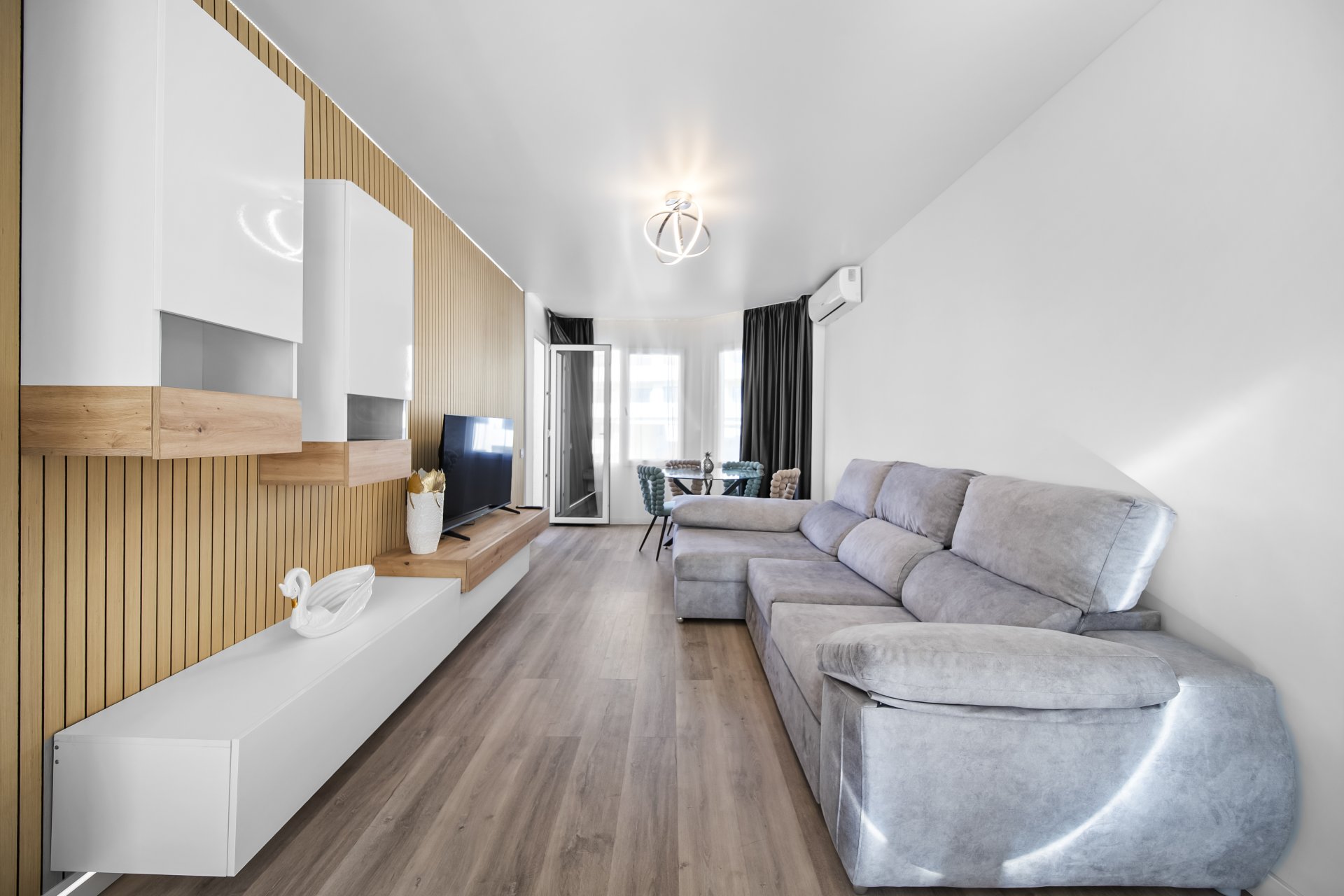 Resale - Apartment / Flat * - Torrevieja - Torrevieja *