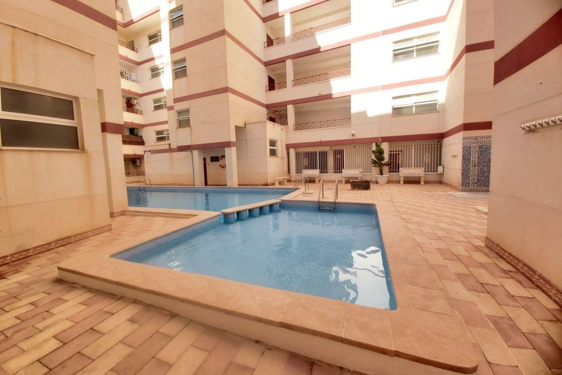 Resale - Apartment / flat - Torrevieja