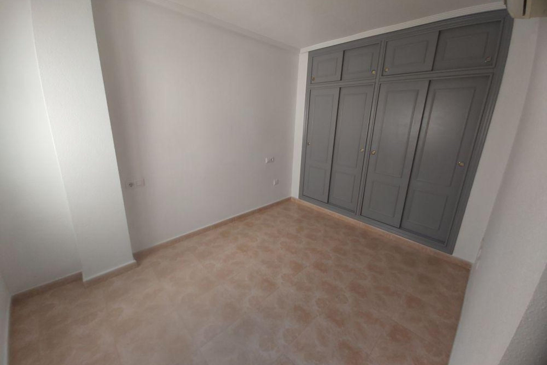 Resale - Apartment / flat - Torrevieja