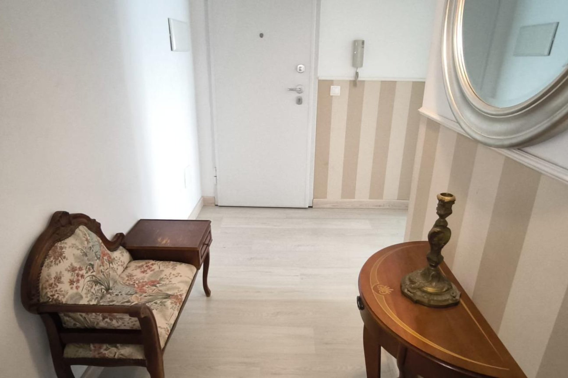 Resale - Apartment / flat - Torrevieja