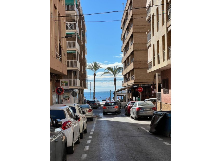 Resale - Apartment / flat - Torrevieja