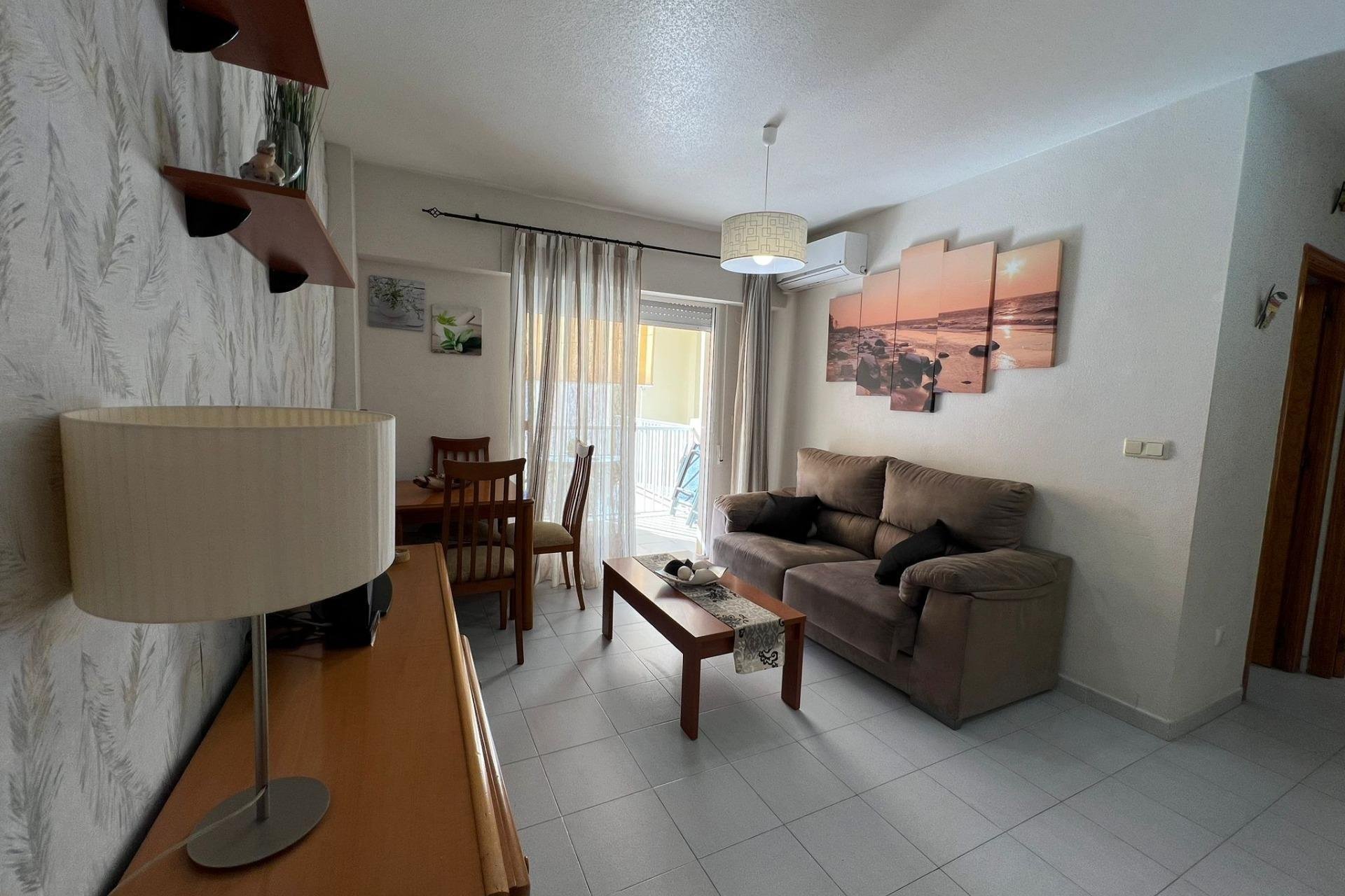 Resale - Apartment / flat - Torrevieja