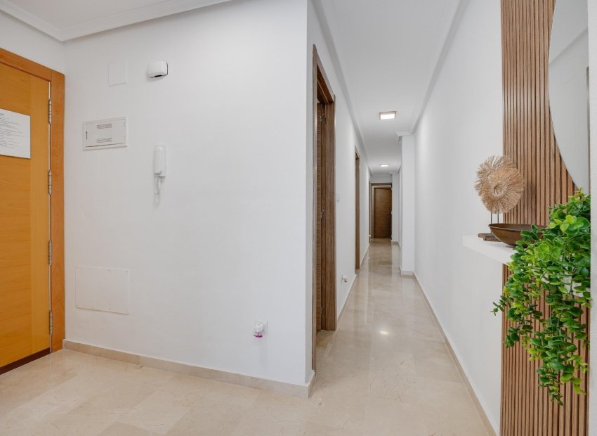 Resale - Apartment / flat - Torrevieja