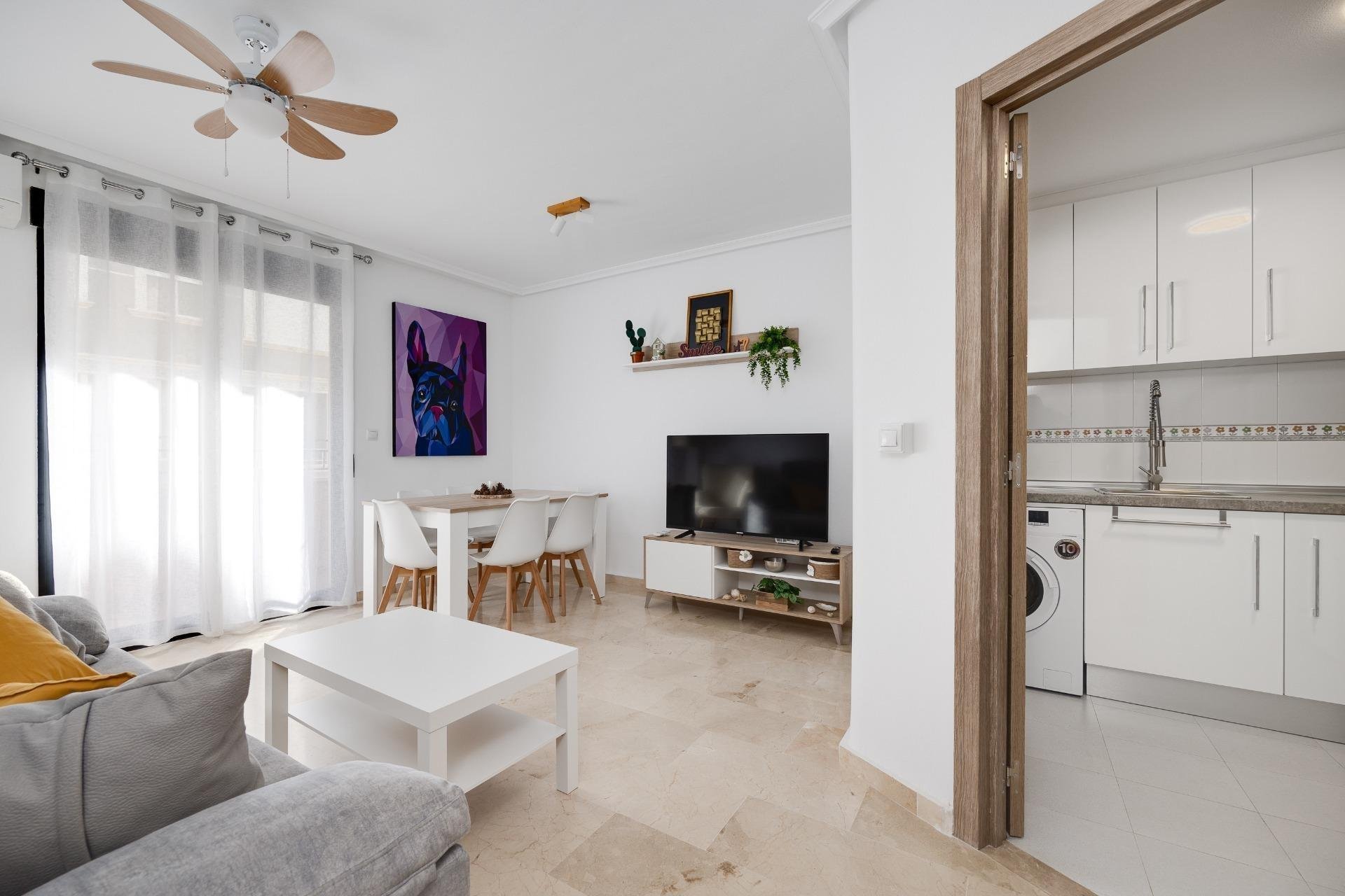 Resale - Apartment / flat - Torrevieja