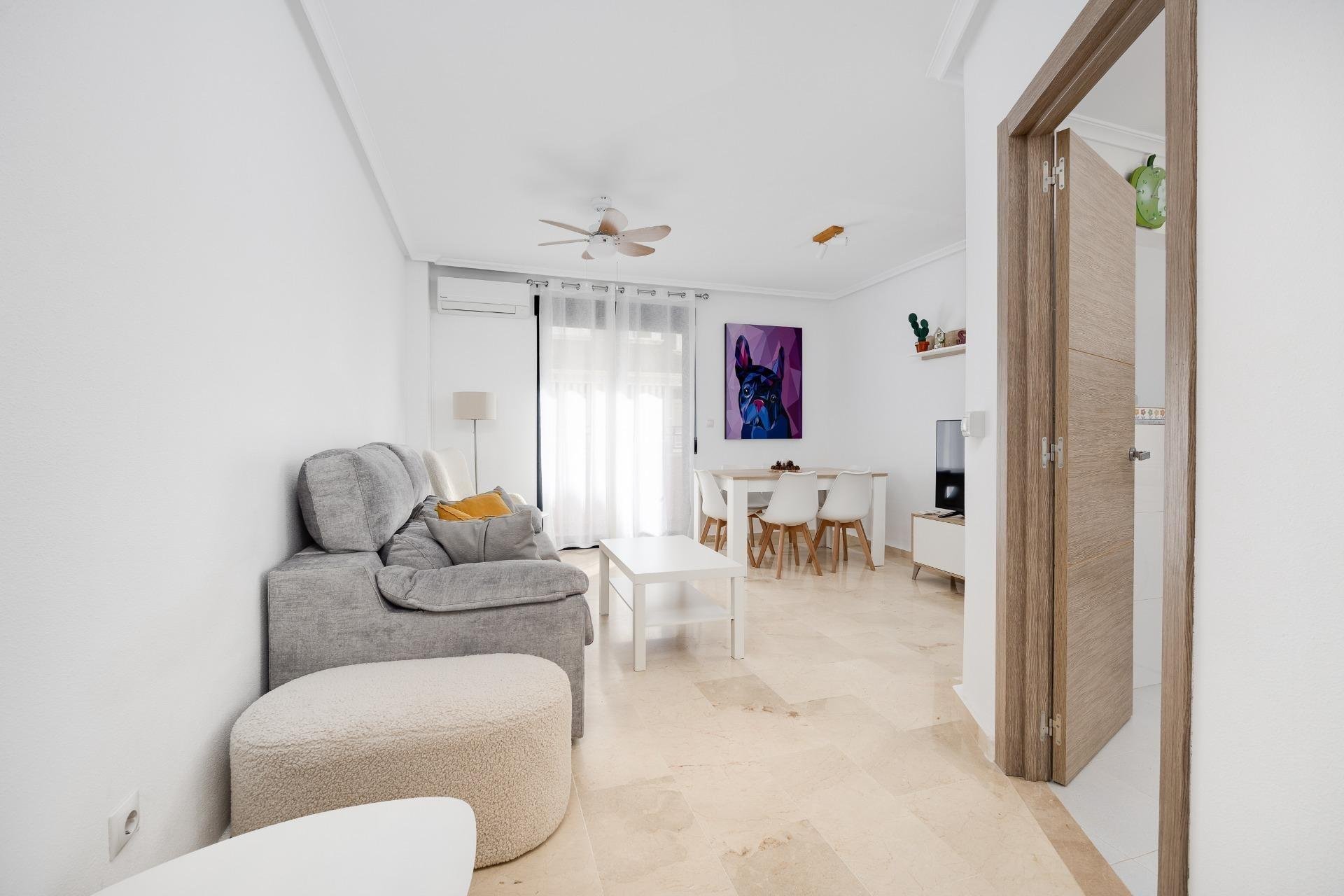 Resale - Apartment / flat - Torrevieja