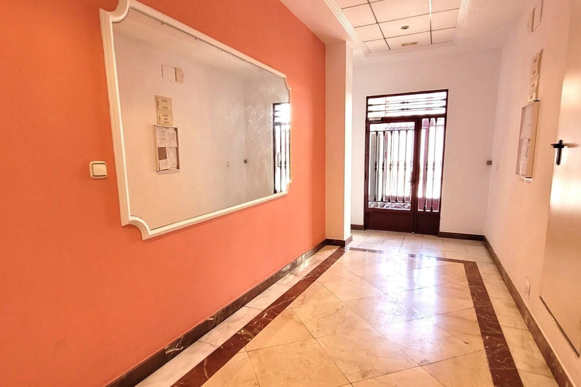 Resale - Apartment / flat - Torrevieja