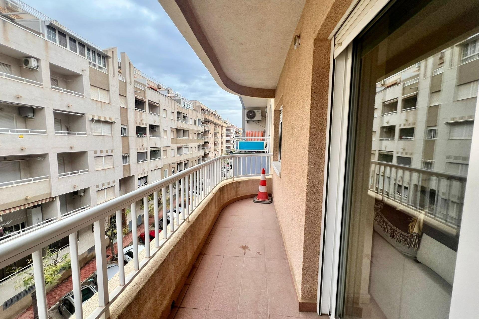 Resale - Apartment / flat - Torrevieja