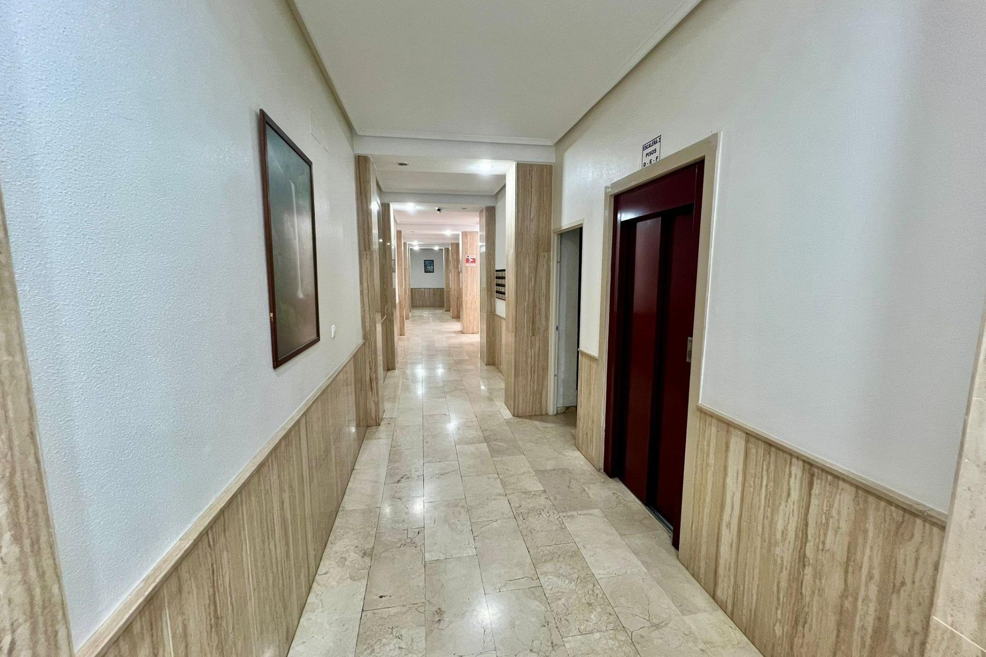 Resale - Apartment / flat - Torrevieja