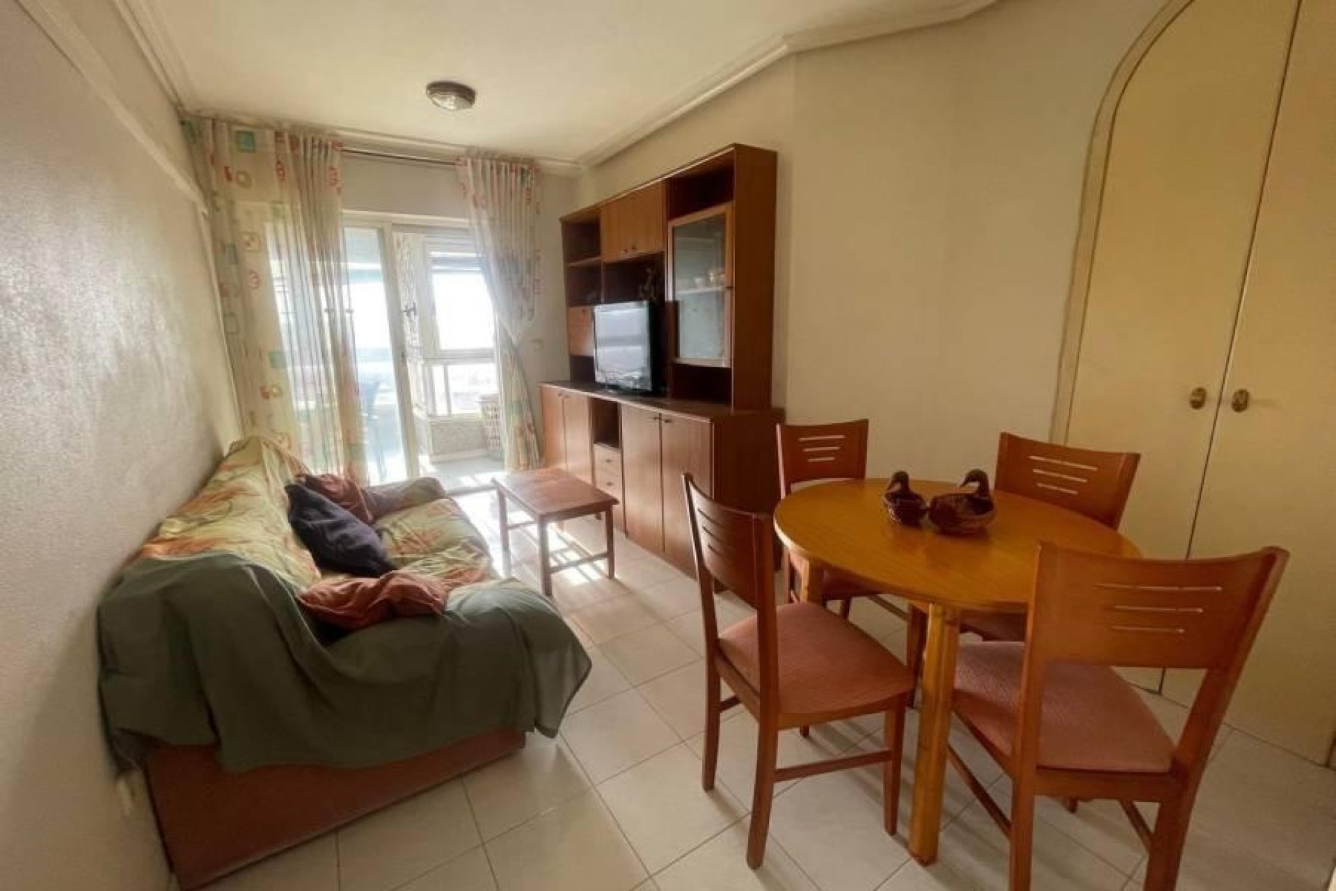 Resale - Apartment / flat - Torrevieja