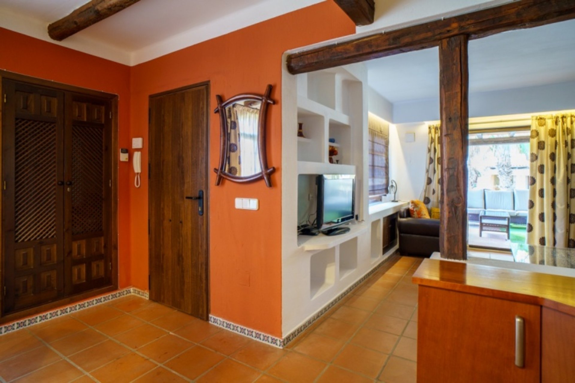 Resale - Apartment / Flat * - Torrevieja *