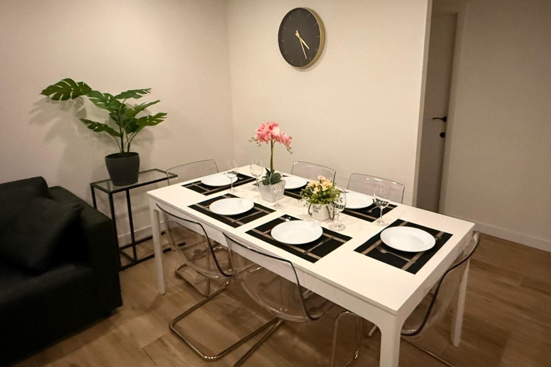 Resale - Apartment / Flat * - Torrevieja