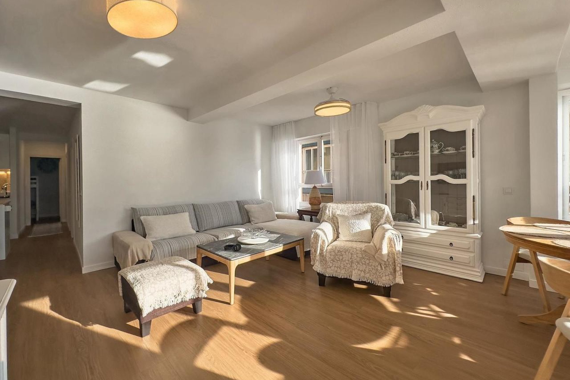 Resale - Apartment / Flat * - Torrevieja *