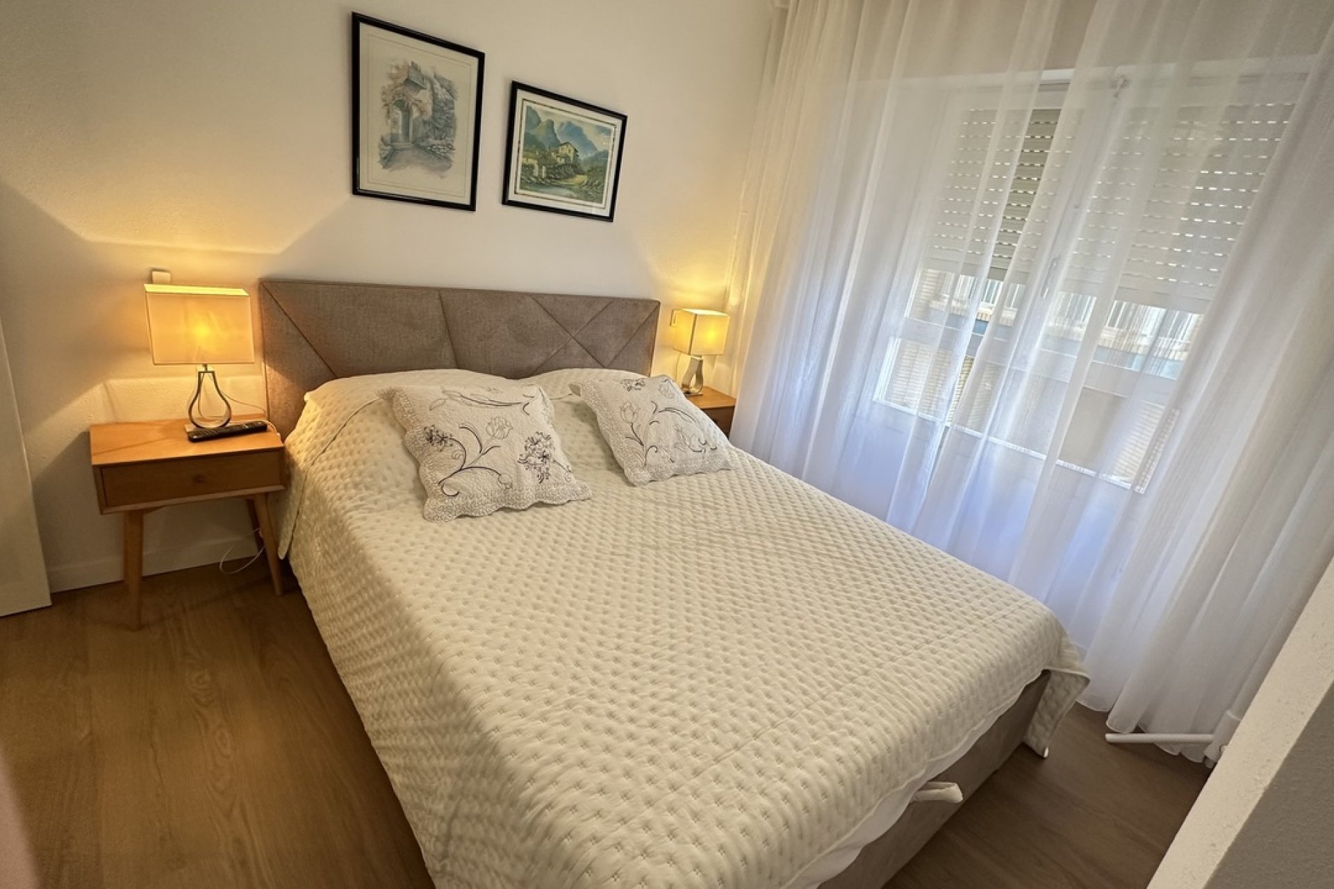 Resale - Apartment / Flat * - Torrevieja *