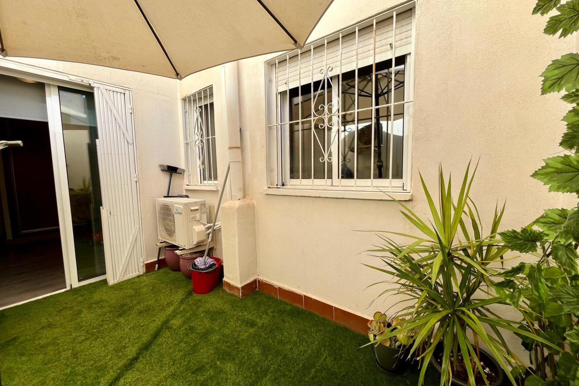 Resale - Apartment / Flat * - Torrevieja *