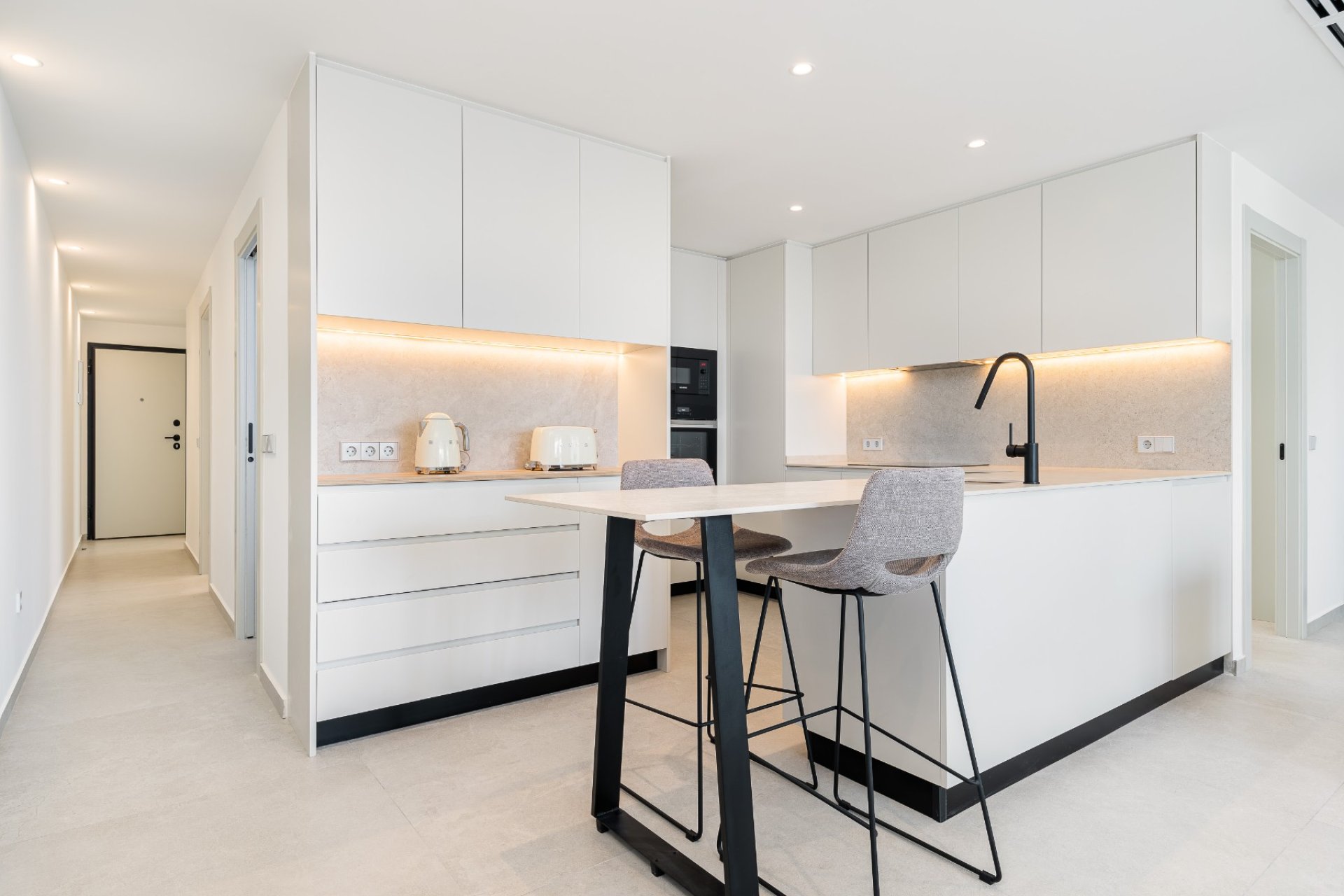 Resale - Apartment / Flat * - Torrevieja