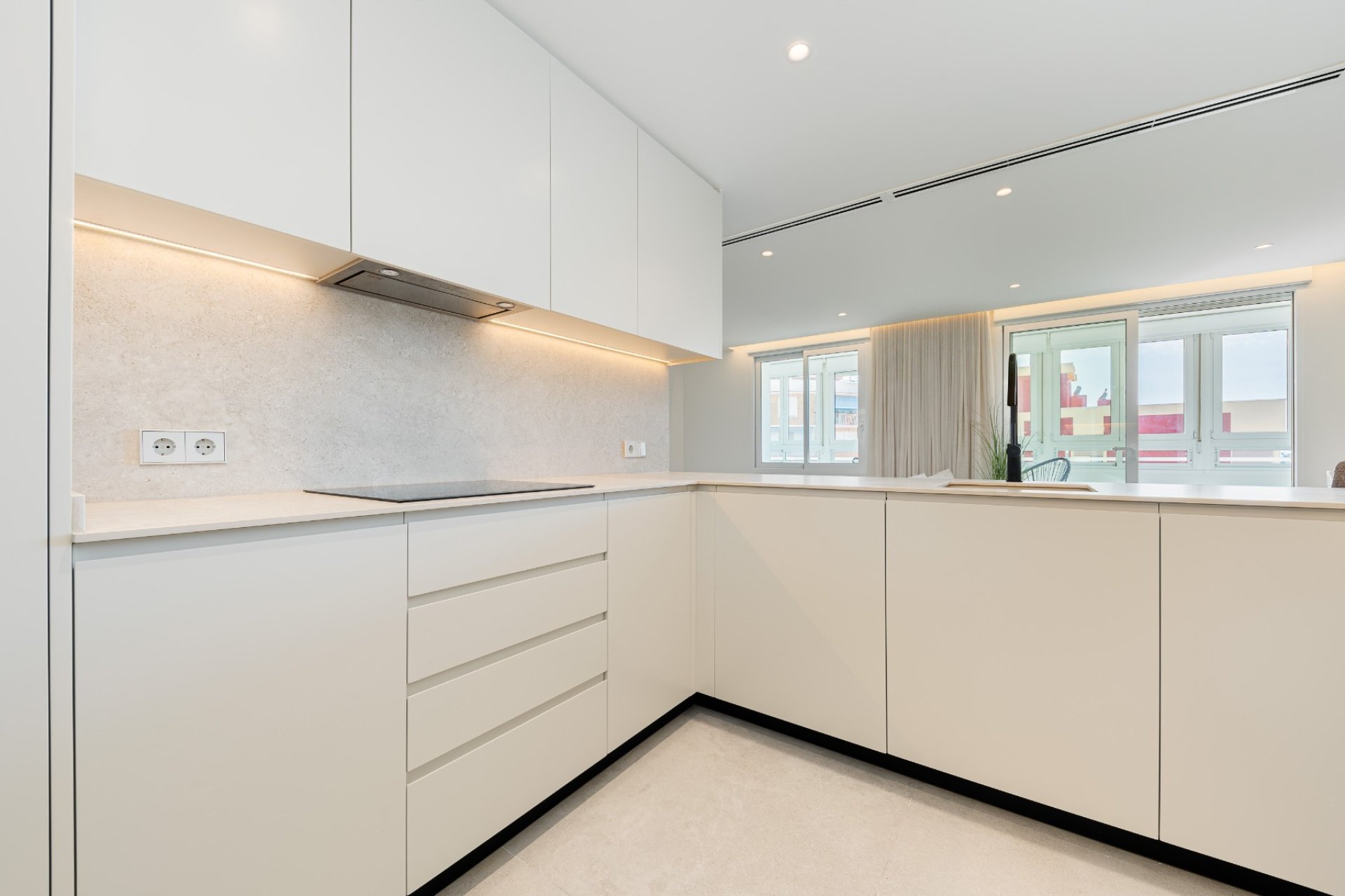 Resale - Apartment / Flat * - Torrevieja