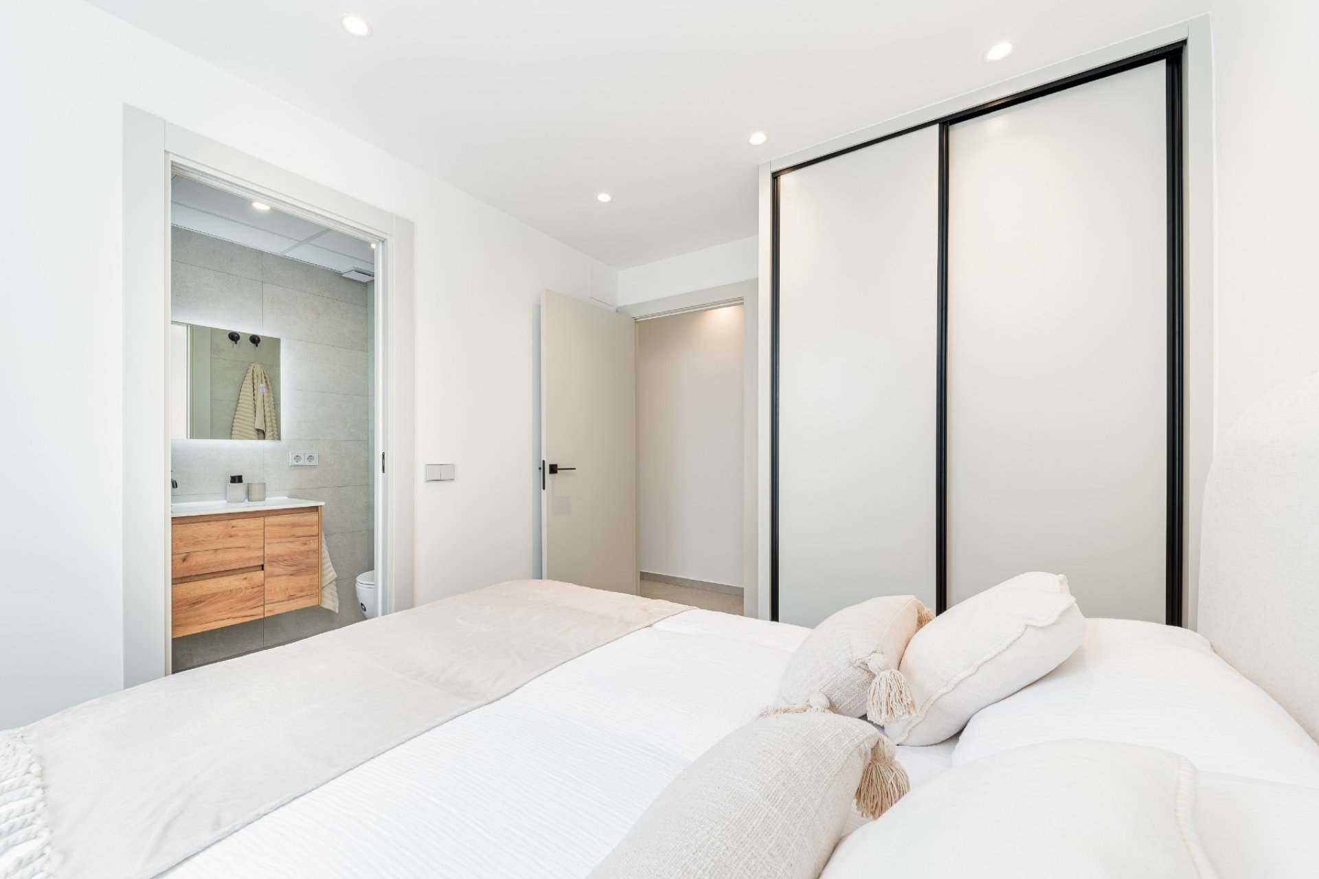 Resale - Apartment / Flat * - Torrevieja