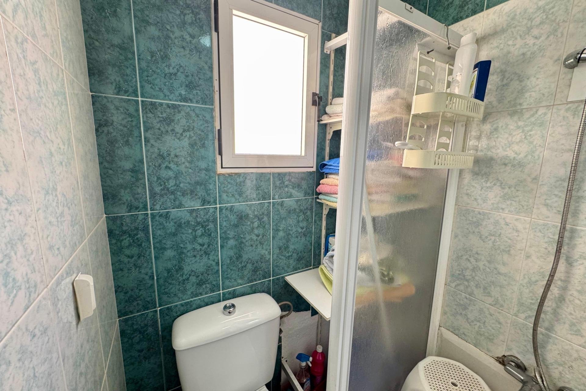 Resale - Apartment / Flat * - Torrevieja *