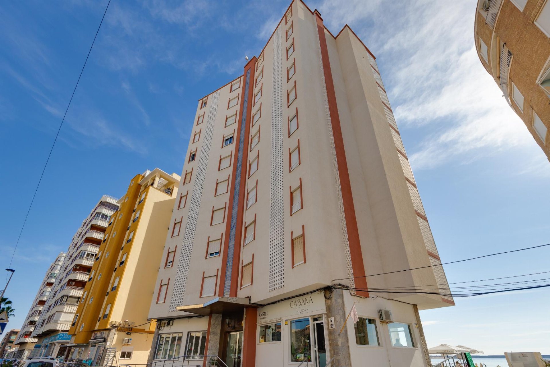 Resale - Apartment / Flat * - Torrevieja *