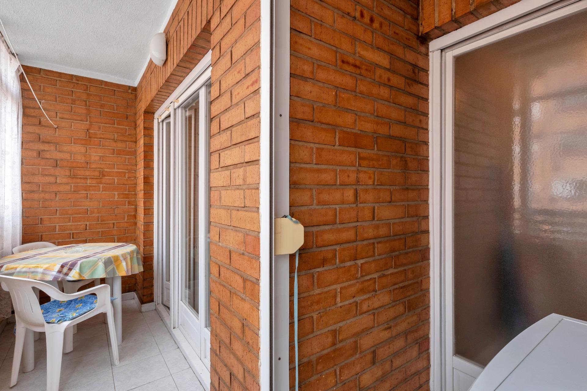 Resale - Apartment / Flat * - Torrevieja *