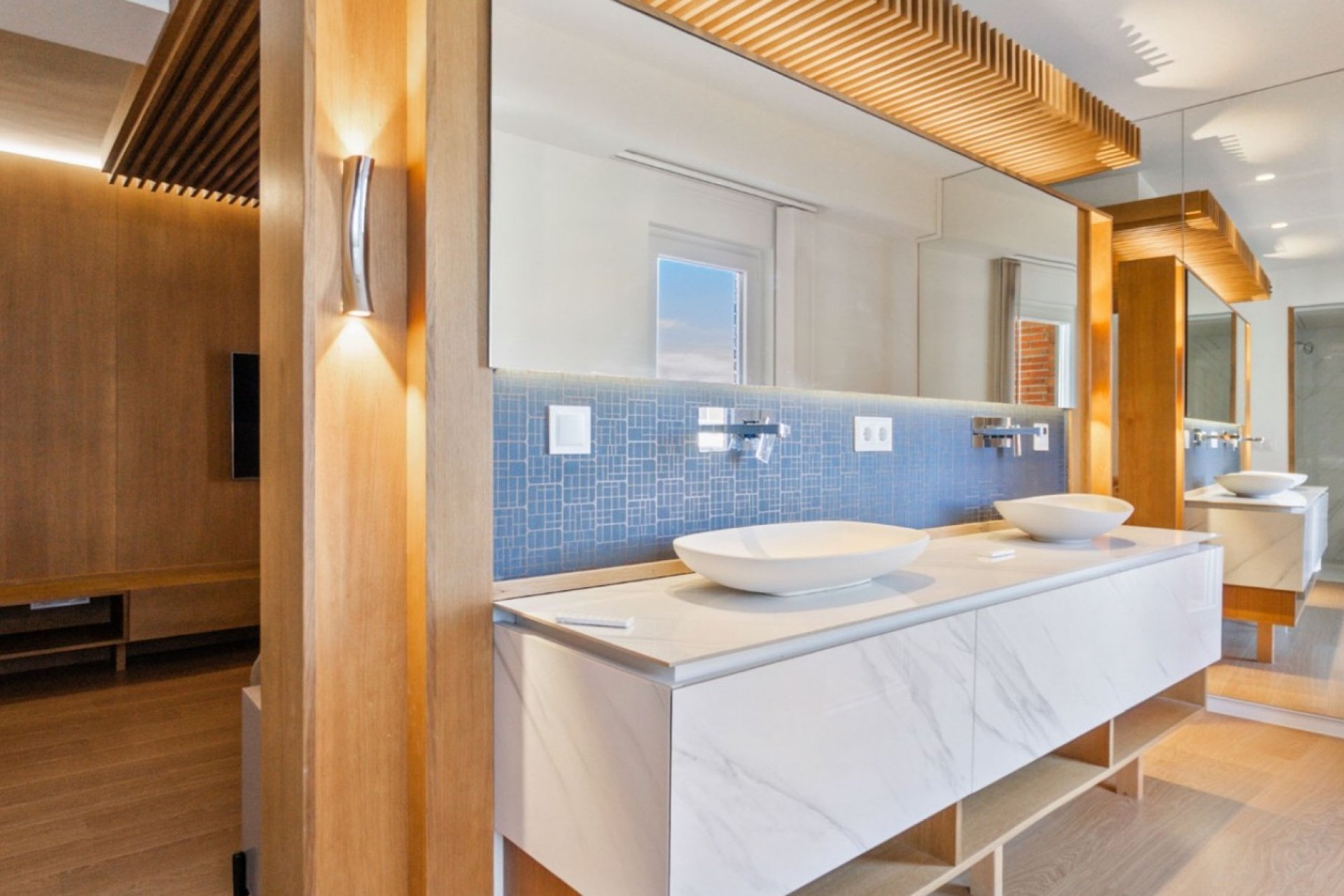 Resale - Apartment / Flat * - Torrevieja *