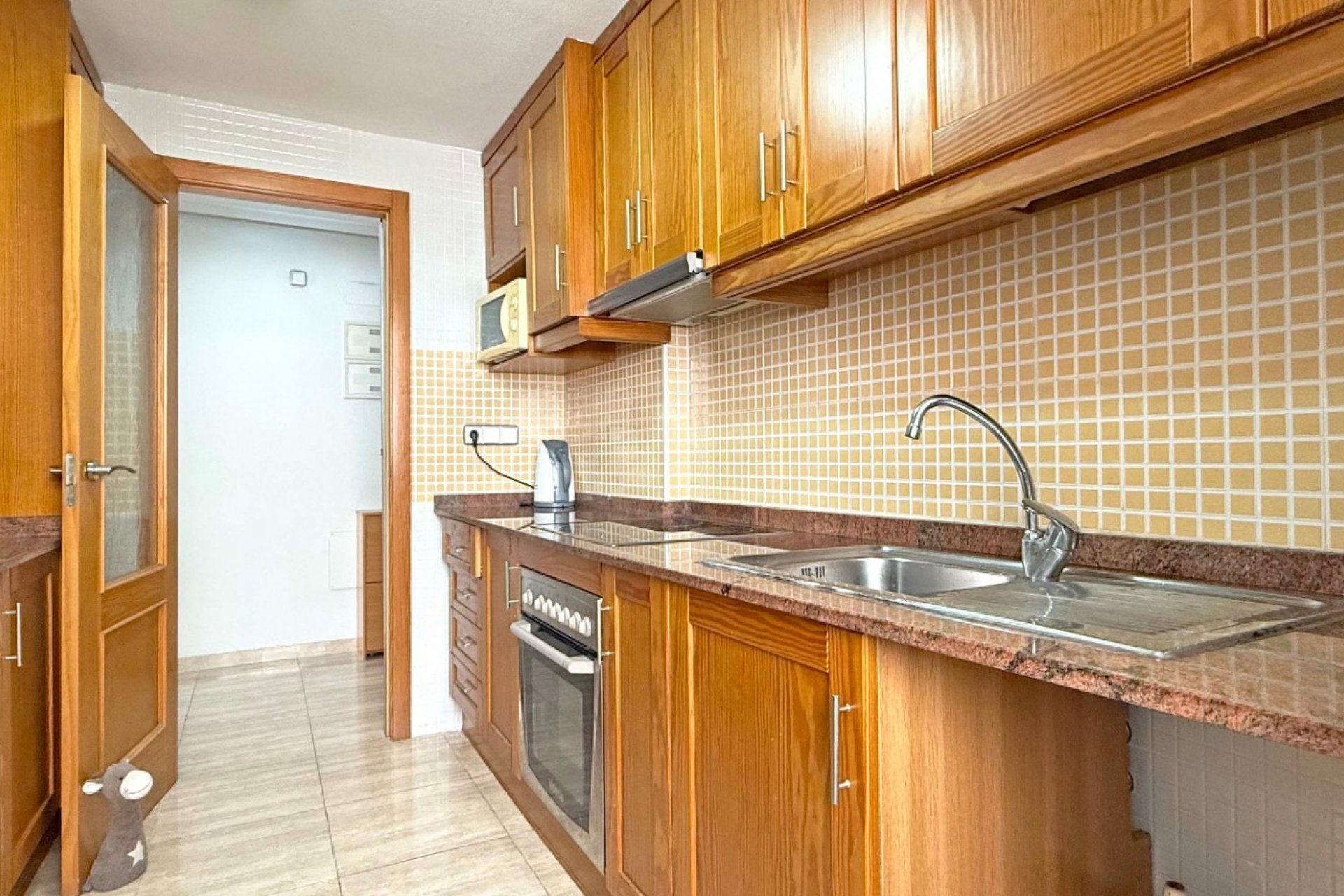 Resale - Apartment / Flat * - Torrevieja *